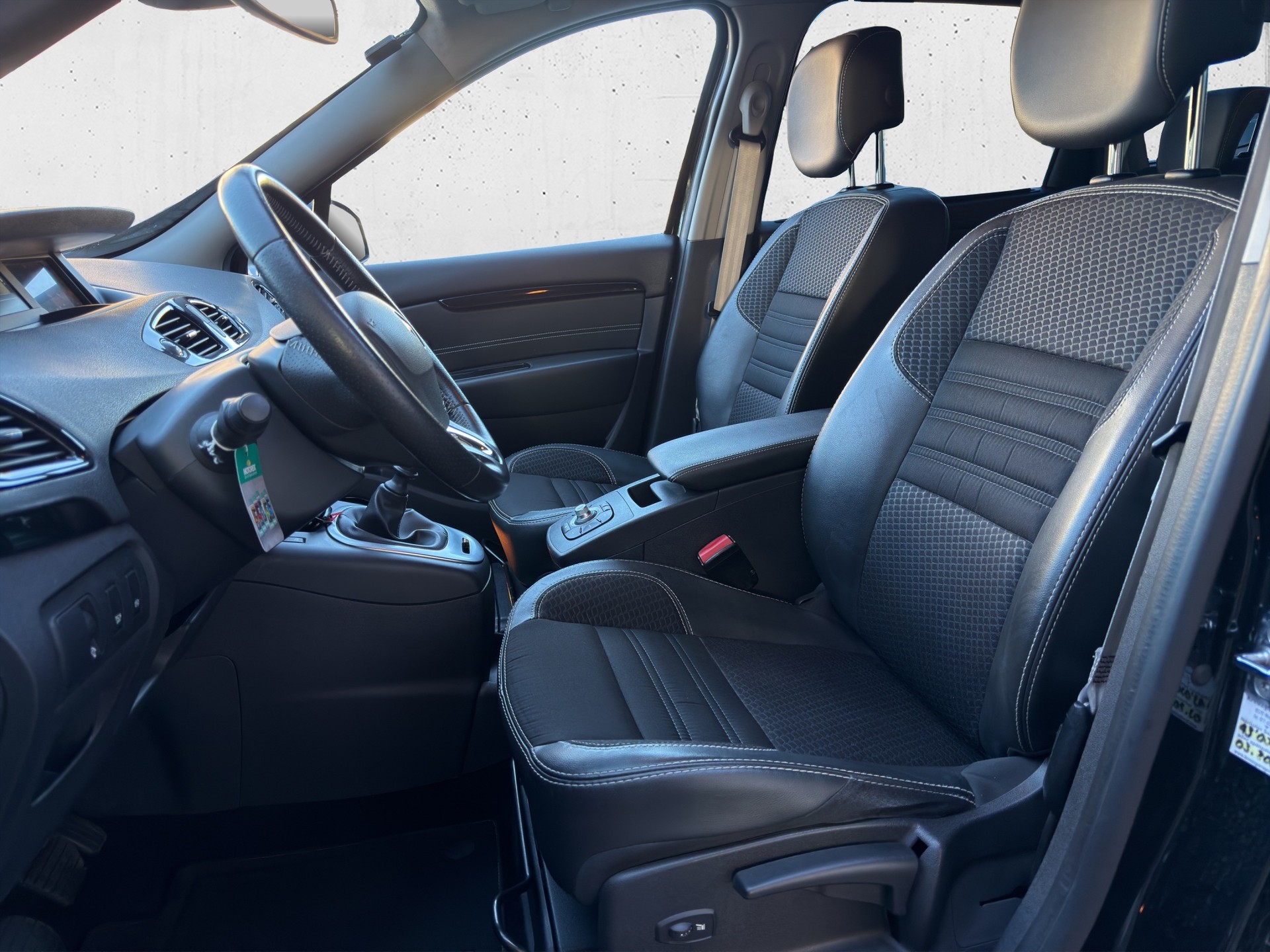 RENAULT Grand Scenic TCe 130 Bose Edition 7-Plätzer-image-11