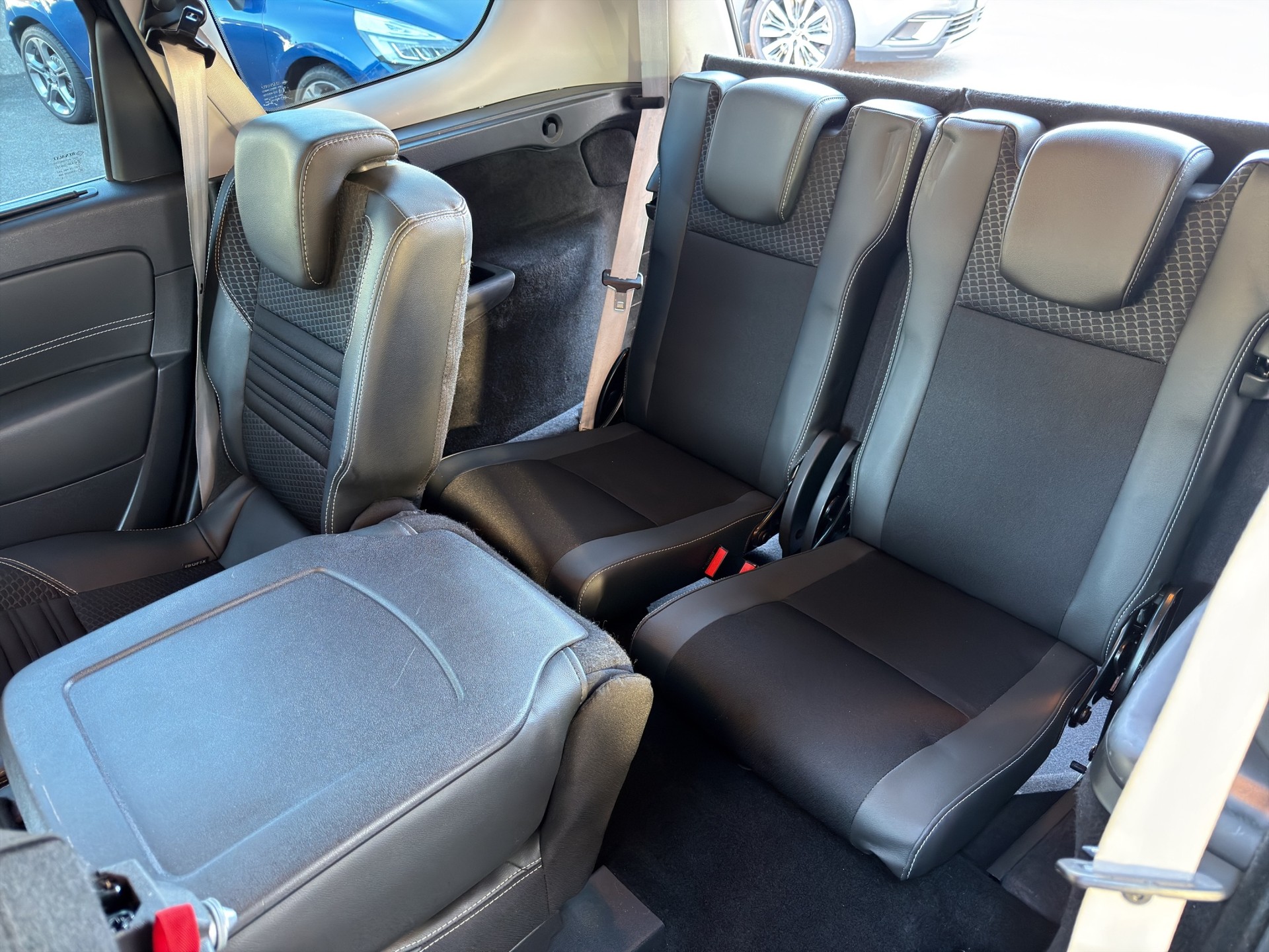 RENAULT Grand Scenic TCe 130 Bose Edition 7-Plätzer-image-14