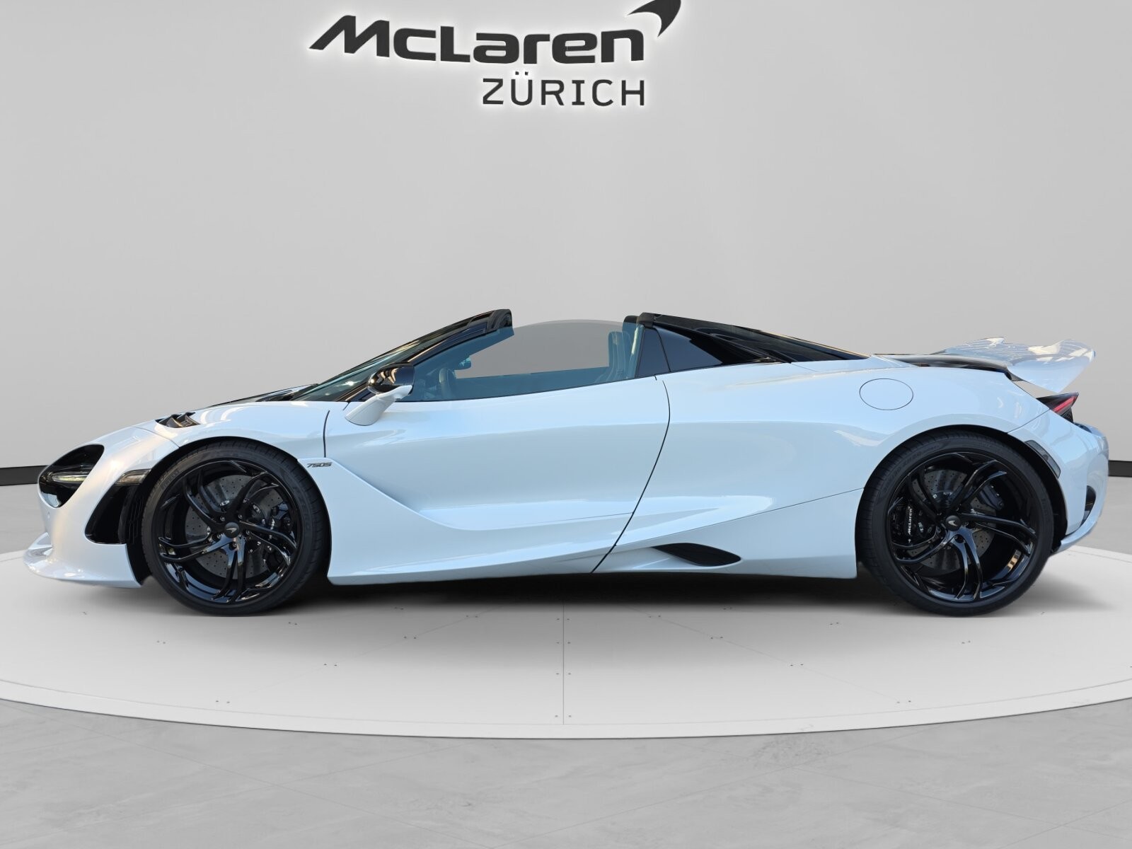 McLAREN 750S Spider Performance-image-1