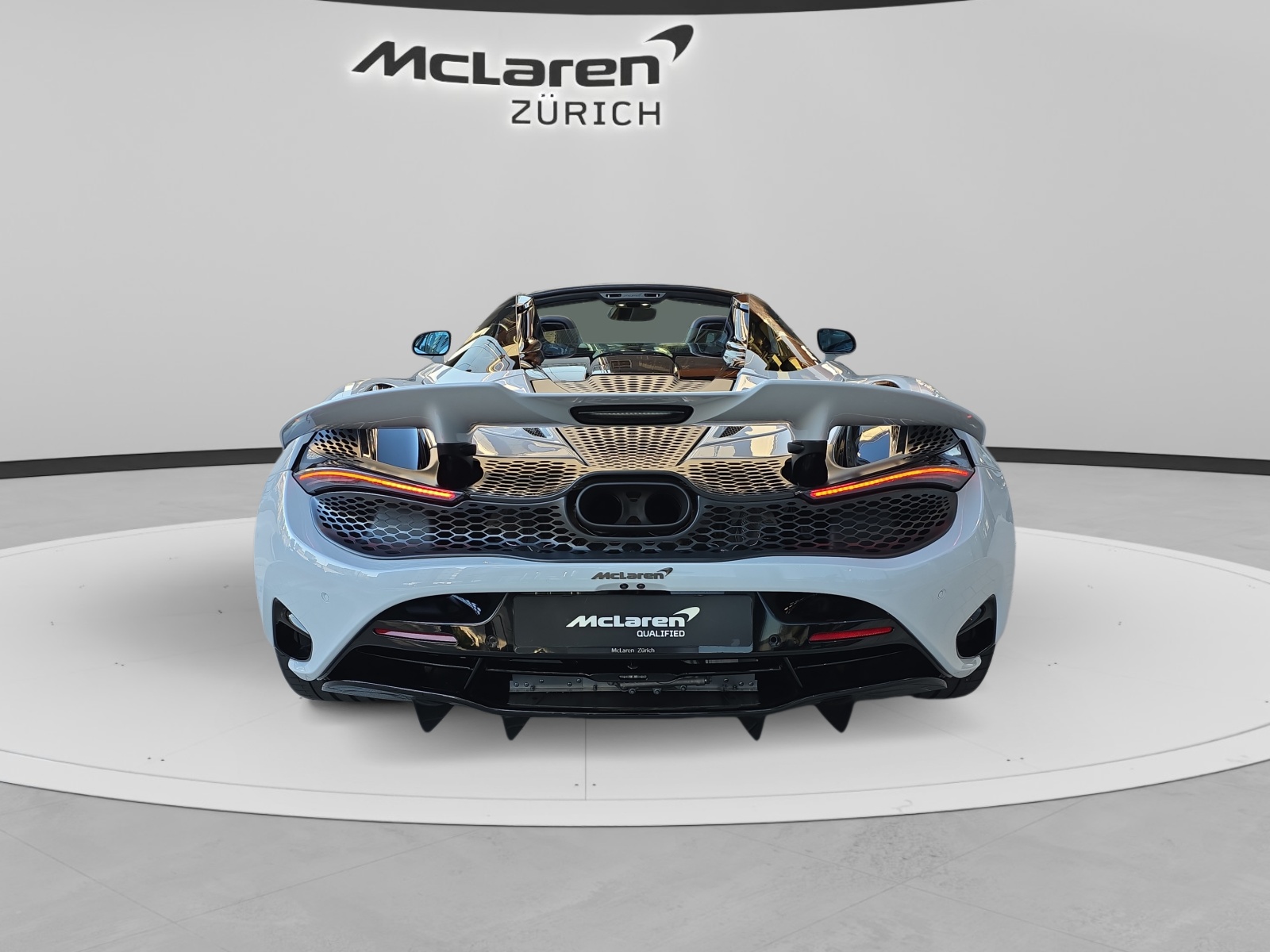 McLAREN 750S Spider Performance-image-3