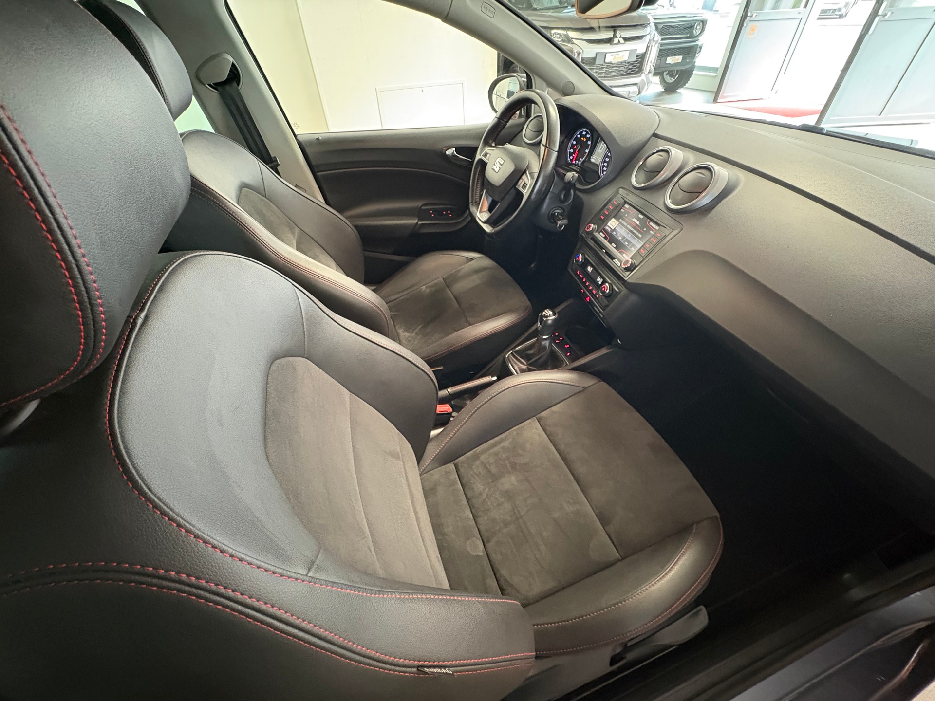 SEAT Ibiza 1.0 EcoTSI FR-image-8