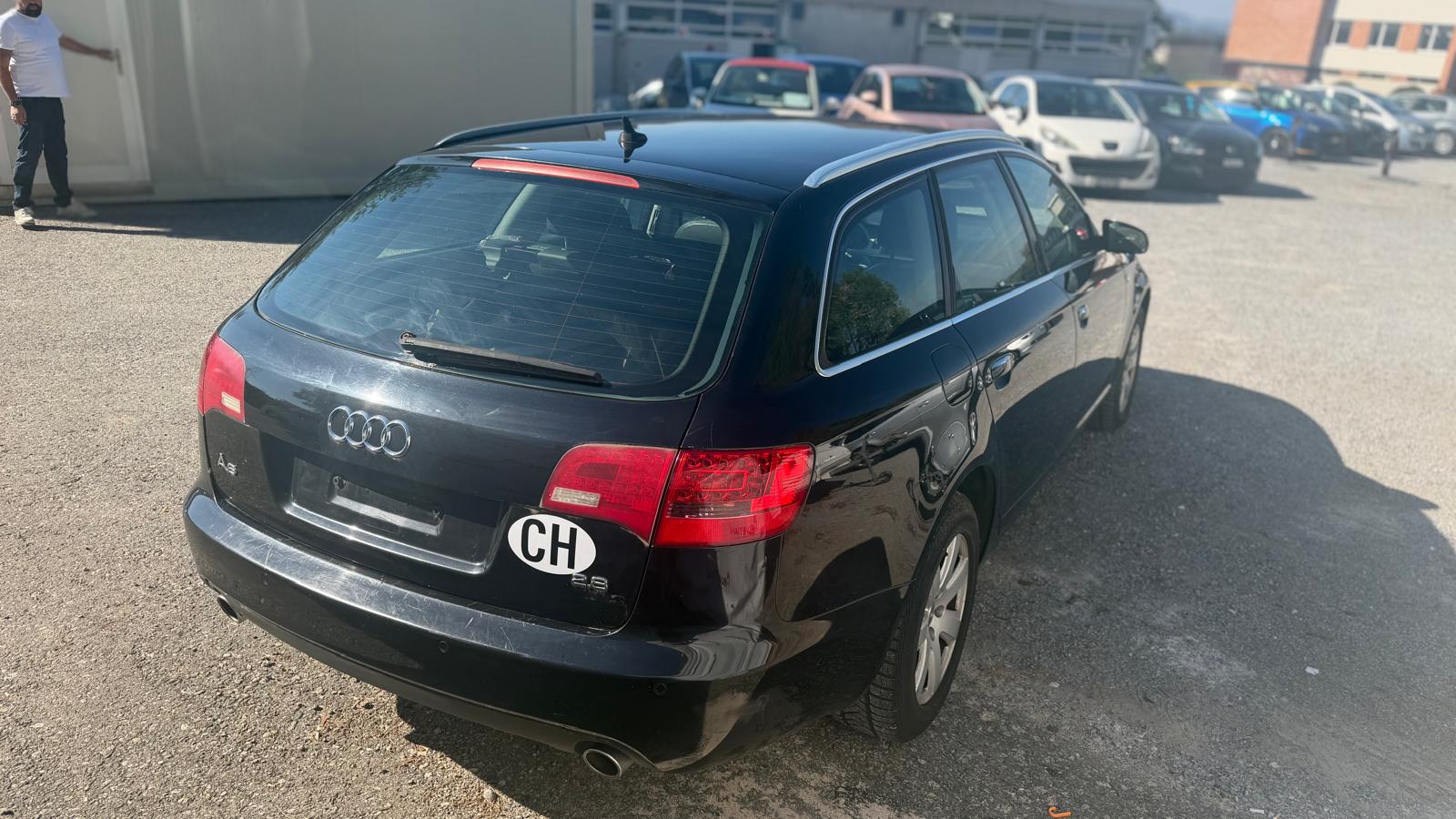 AUDI A6 Avant 2.8 V6 FSI multitronic-image-3