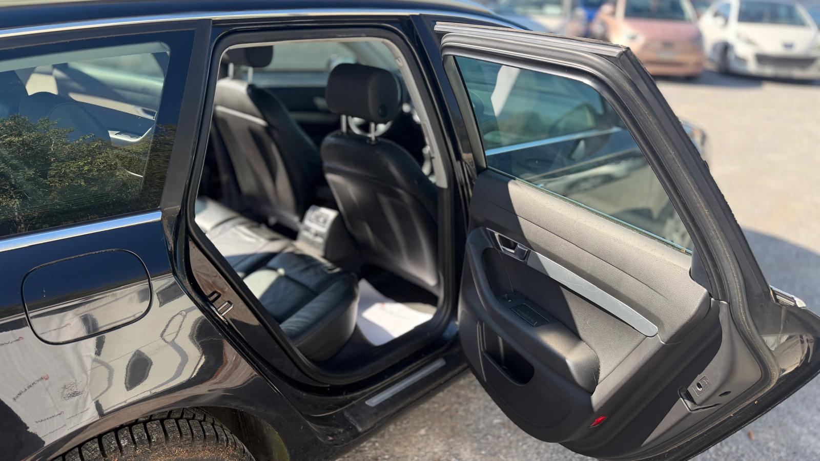 AUDI A6 Avant 2.8 V6 FSI multitronic-image-17