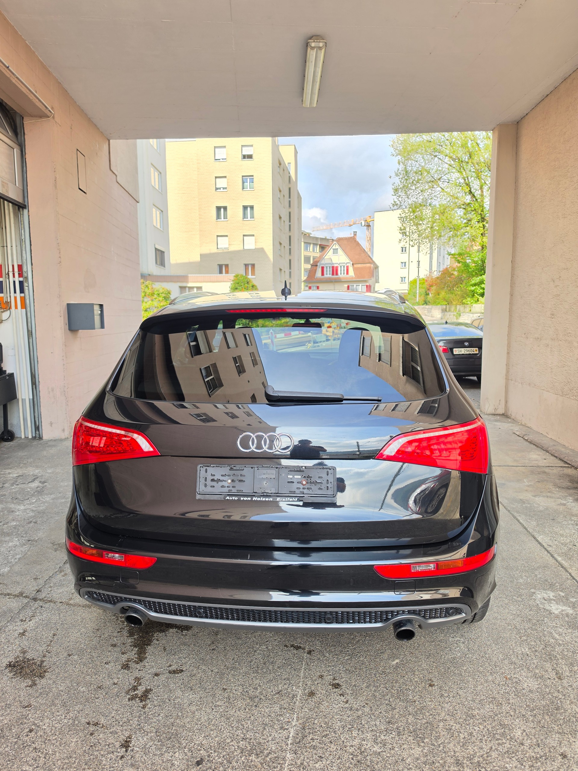AUDI Q5 2.0 TFSI quattro S-tronic-image-4
