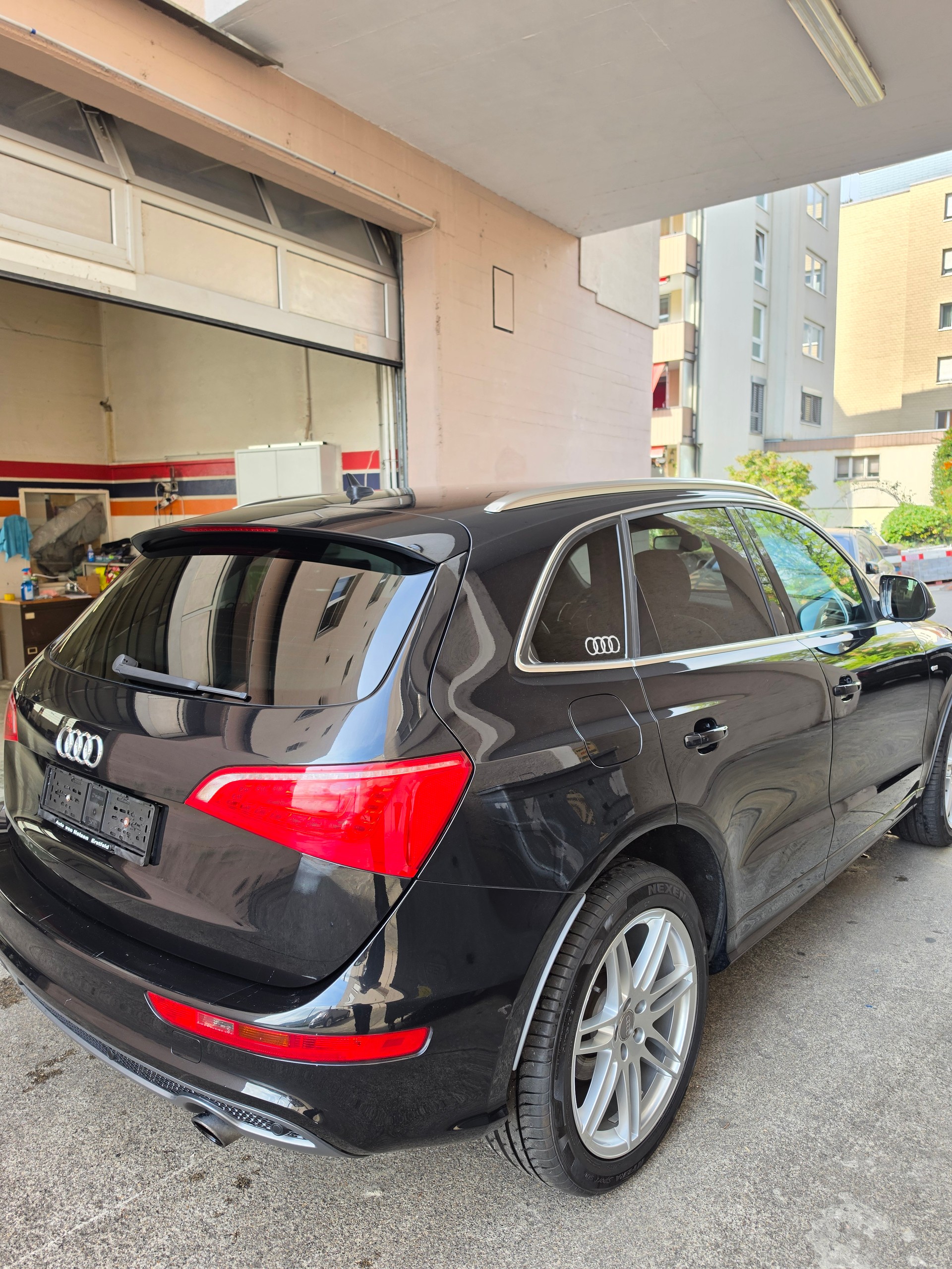 AUDI Q5 2.0 TFSI quattro S-tronic-image-5