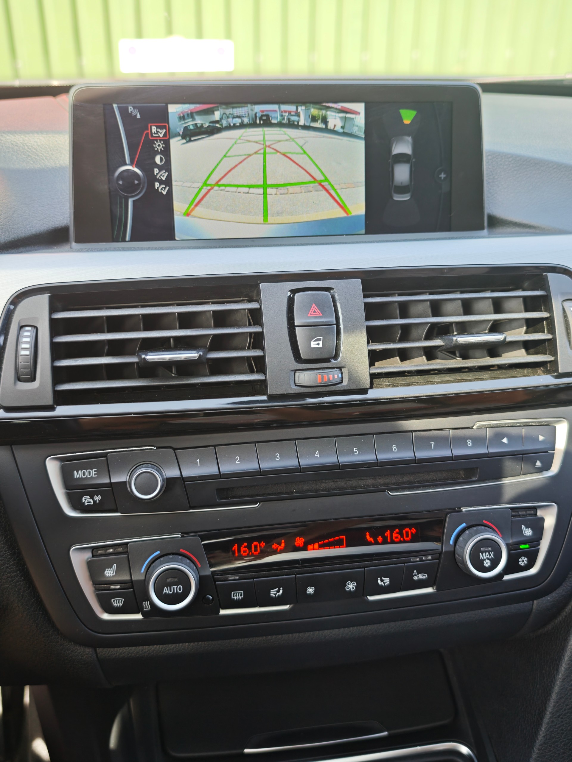 BMW F30-image-10