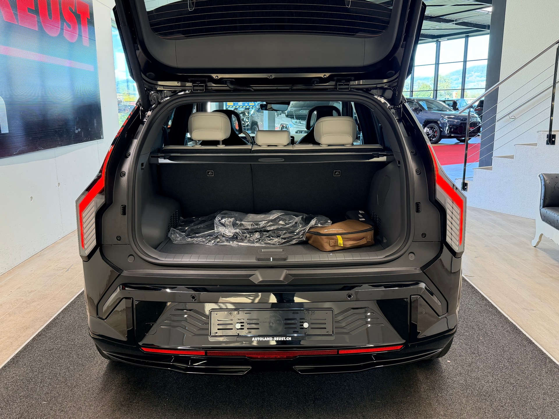 KIA EV3 81,4 kWh GT Line 4x4-image-10