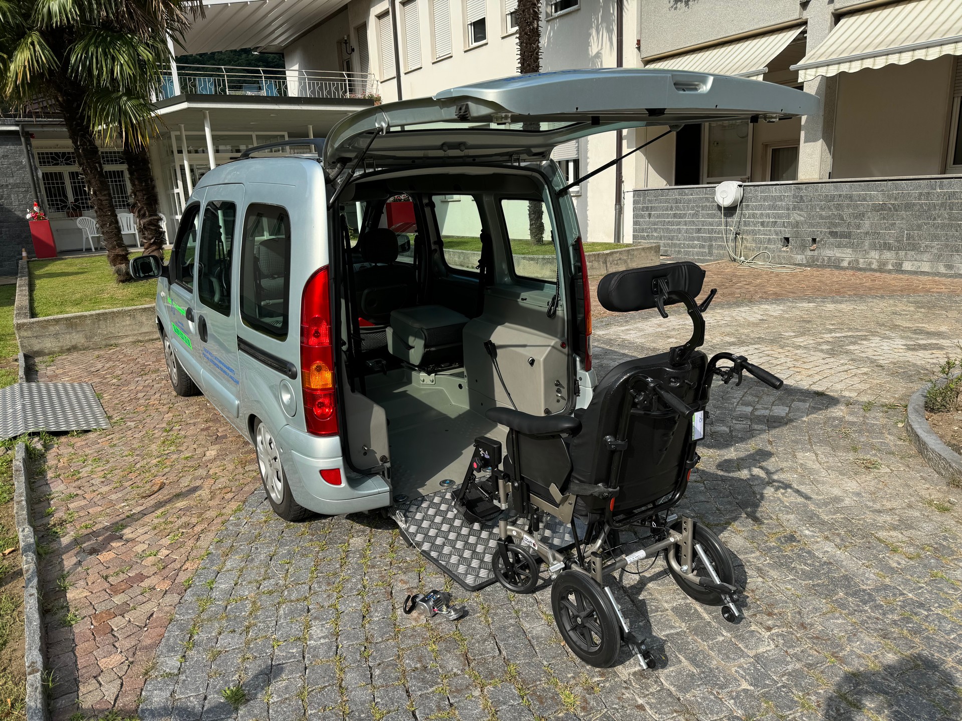 RENAULT 1.5 dCi 85 Expression-image-5