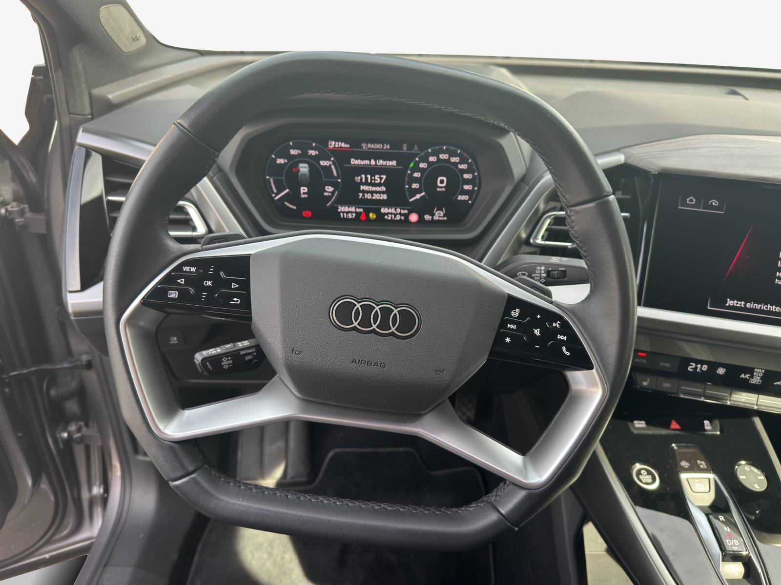 AUDI Q4 Sportback e-tron 50 quattro-image-9