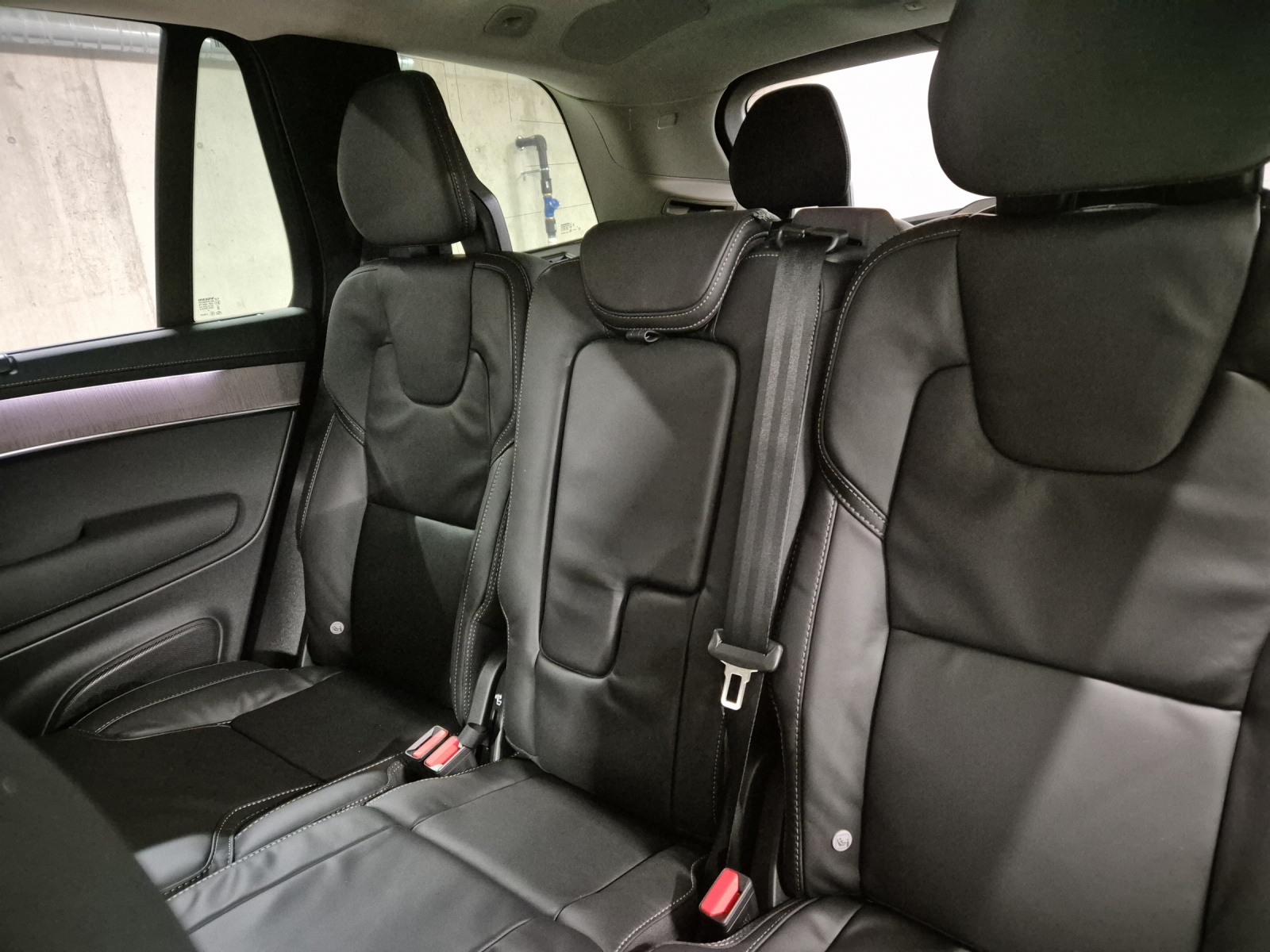 VOLVO XC90 2.0 T8 TE Ultra Dark eAWD-image-7