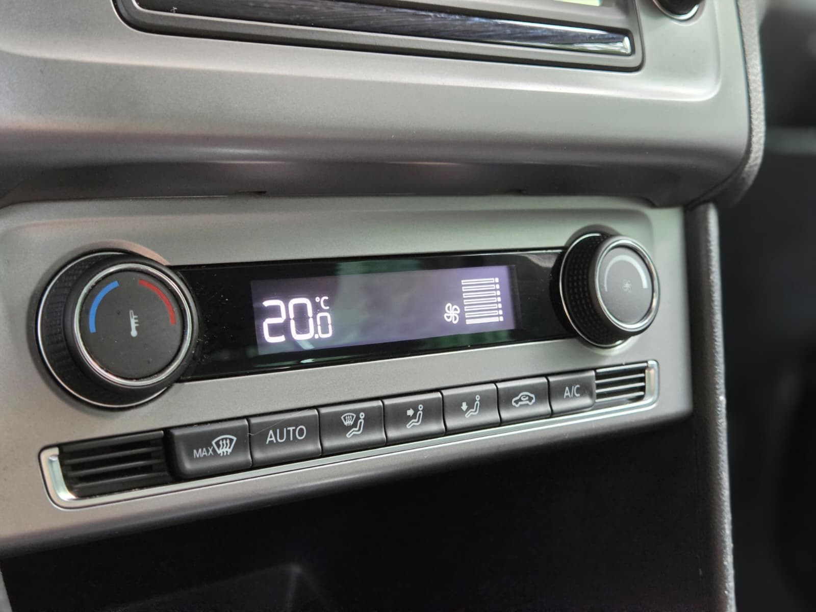 VW Polo 1.0 TSI BMT Lounge DSG-image-9