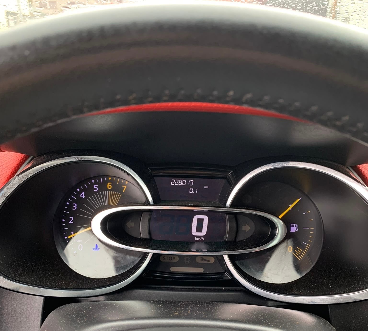 RENAULT Clio 0.9 12V Dynamique (Klimatronik * Multilenkrad * Navigation * BO5)-image-8