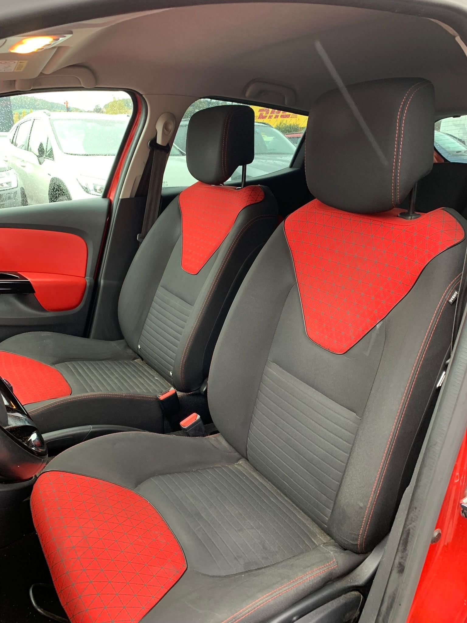 RENAULT Clio 0.9 12V Dynamique (Klimatronik * Multilenkrad * Navigation * BO5)-image-13