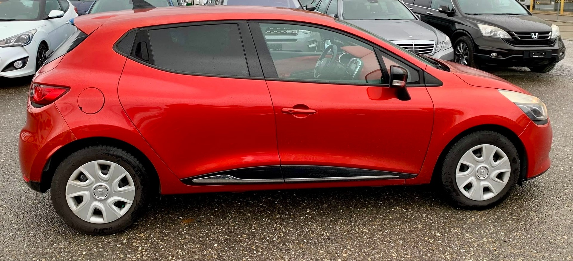 RENAULT Clio 0.9 12V Dynamique (Klimatronik * Multilenkrad * Navigation * BO5)-image-7