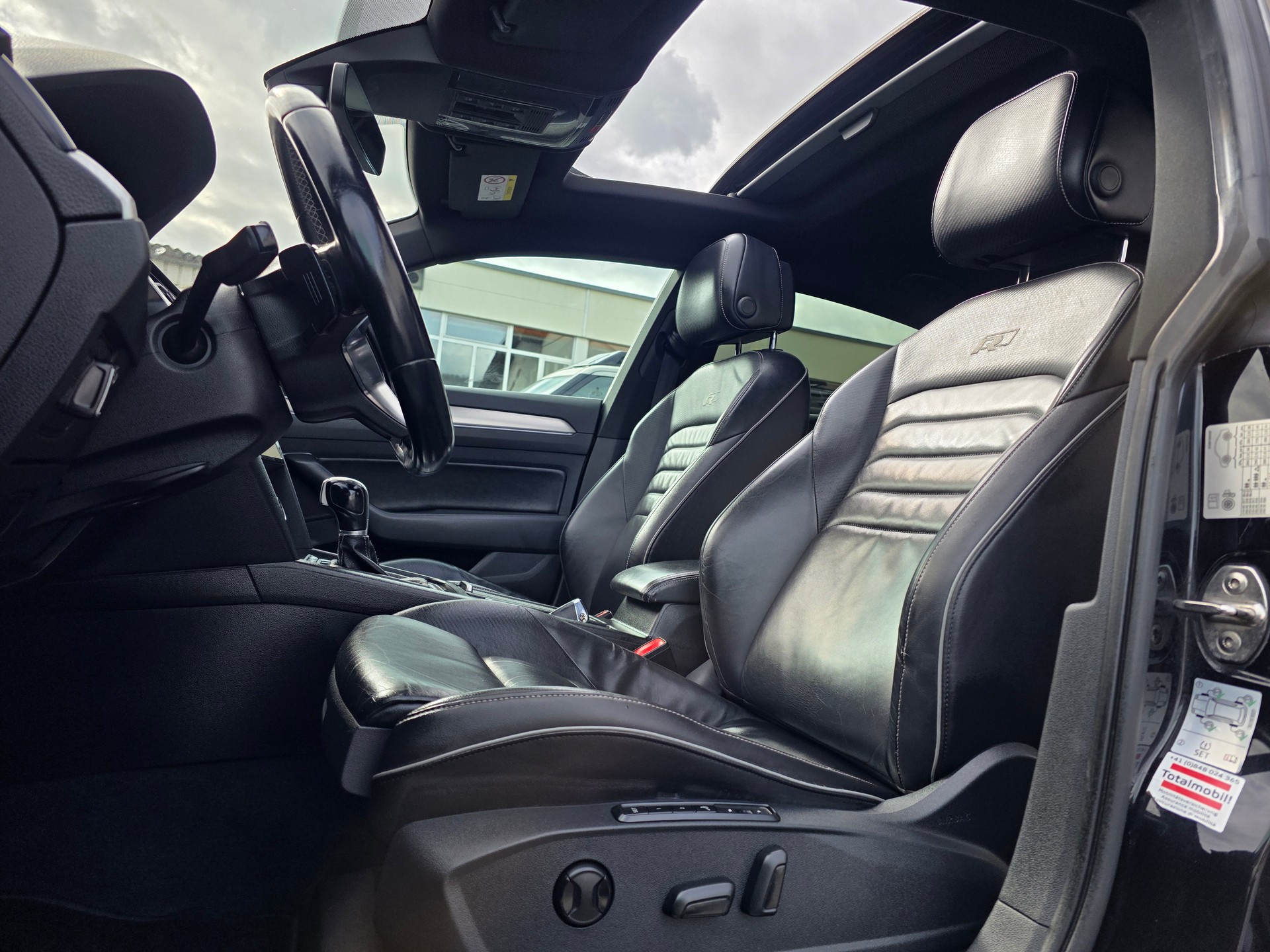 VW Arteon 2.0 TDI SCR BMT R-Line 4Motion DSG-image-10