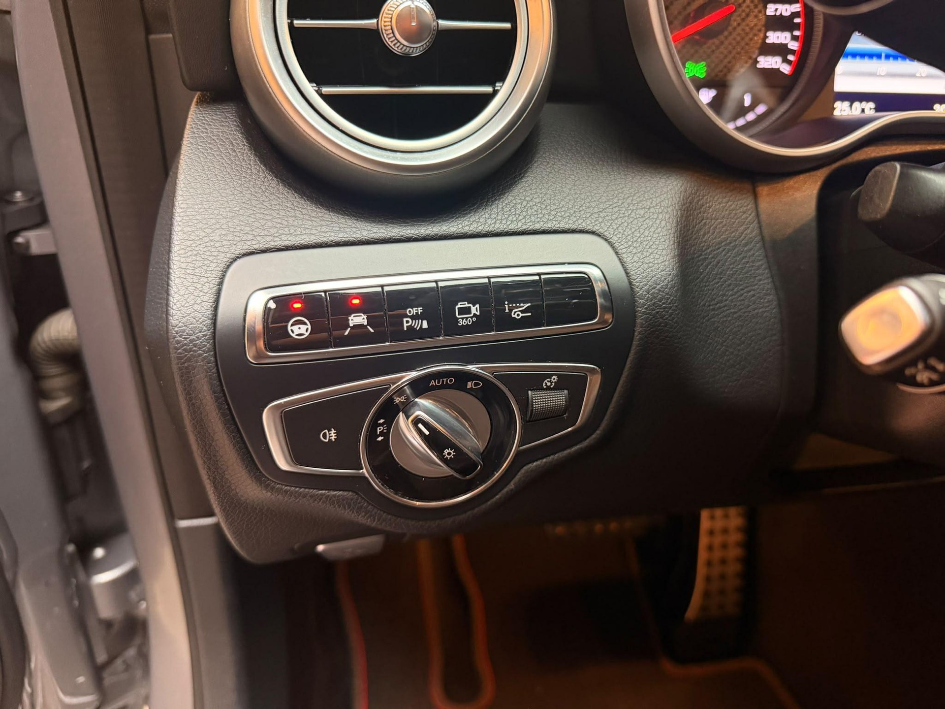 MERCEDES-BENZ C-Klasse W205 C 63 S AMG Edition 1-image-22