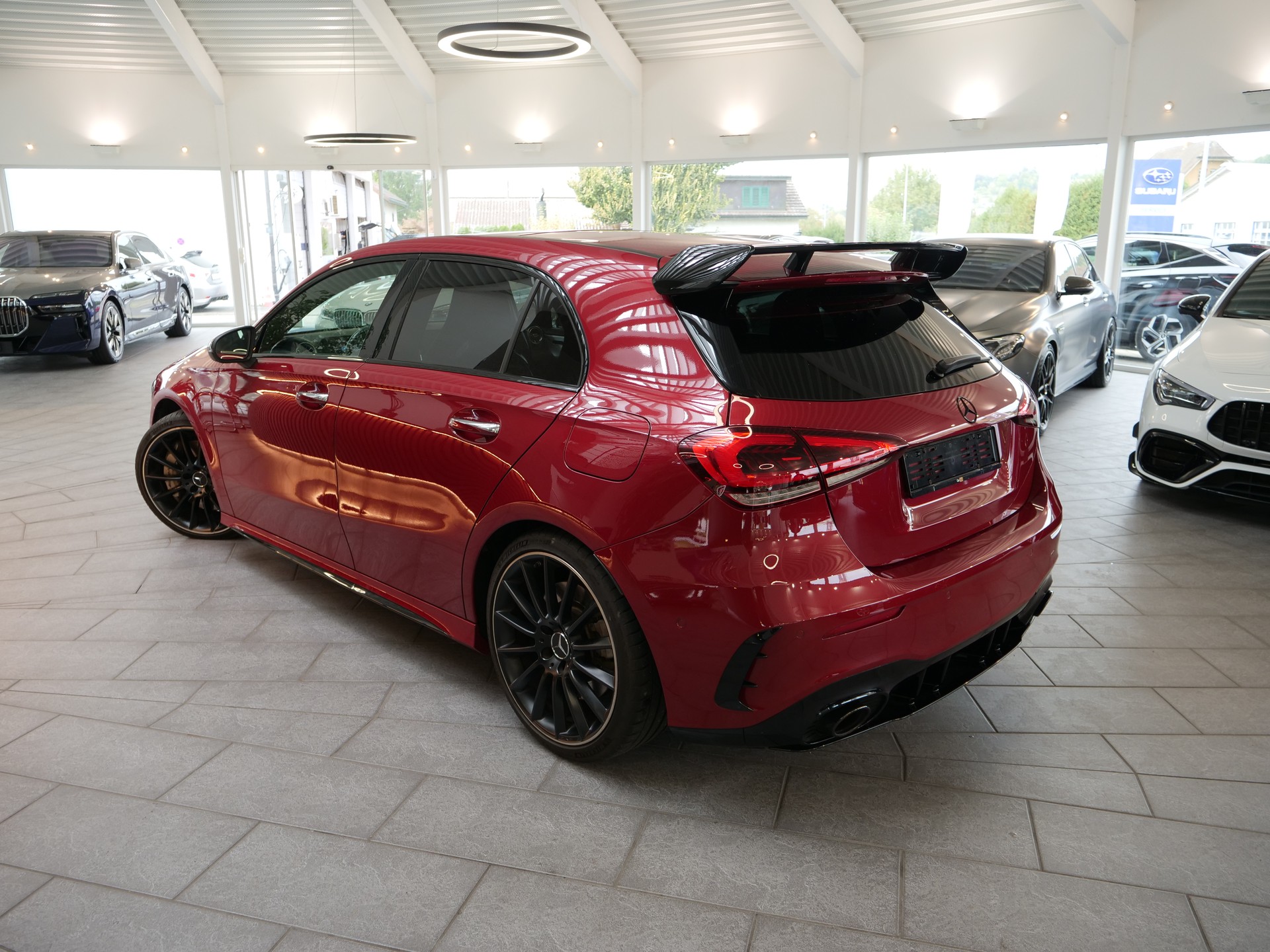 MERCEDES-BENZ A 35 AMG 4Matic Speedshift-image-4