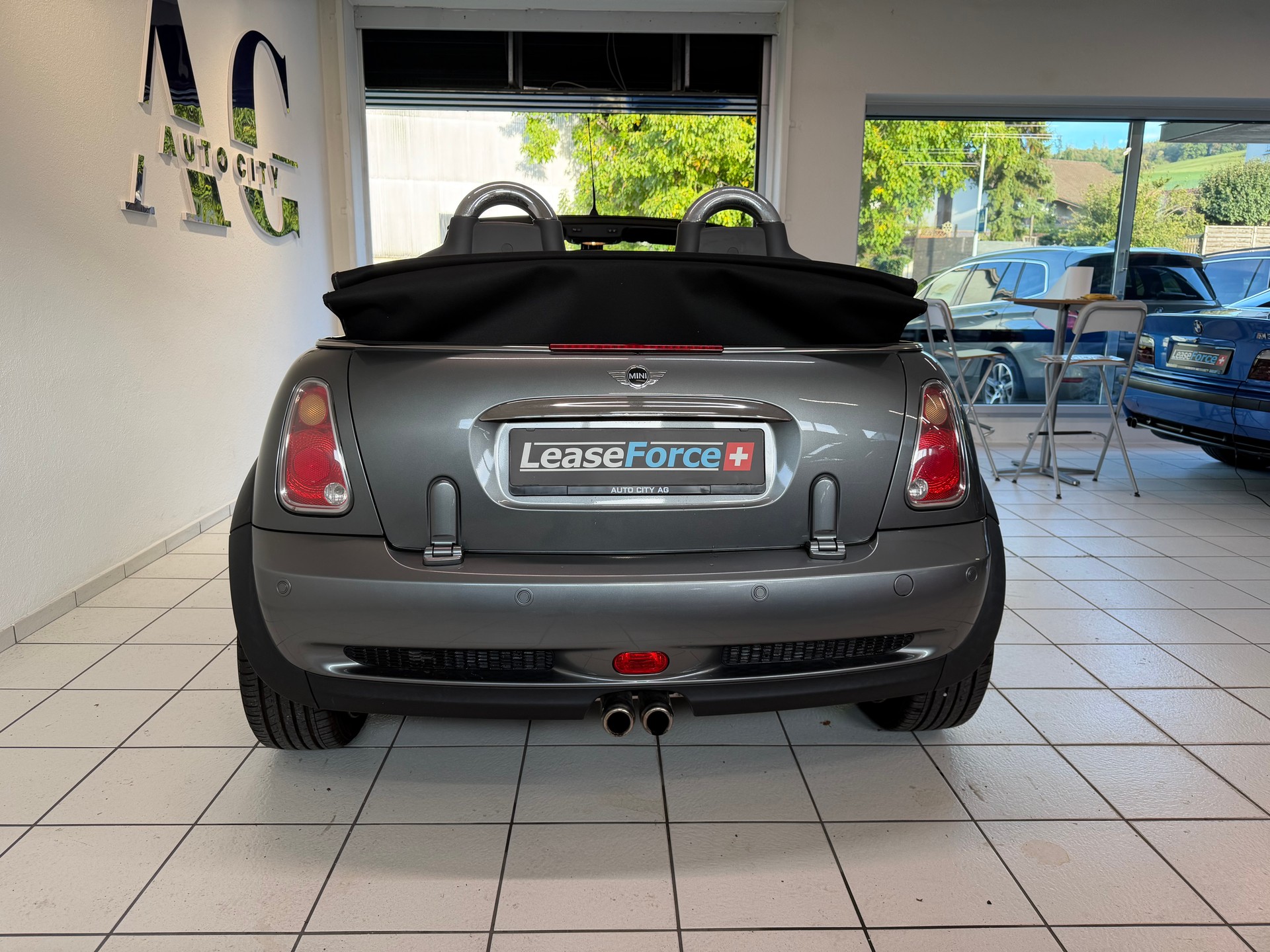 MINI Cooper S Cabriolet-image-4