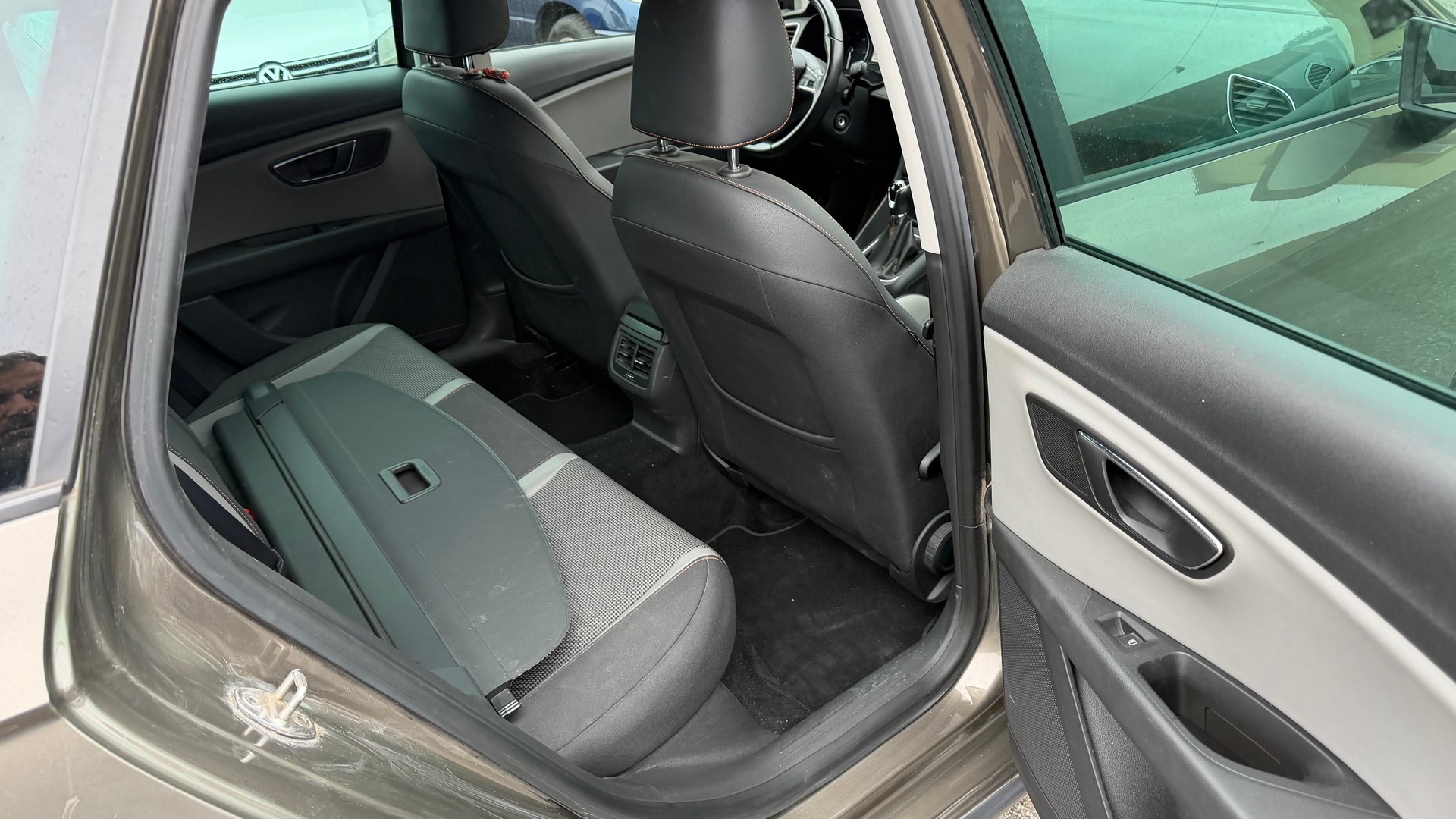 SEAT Leon ST 2.0 TDI X-Perience 4Drive-image-11