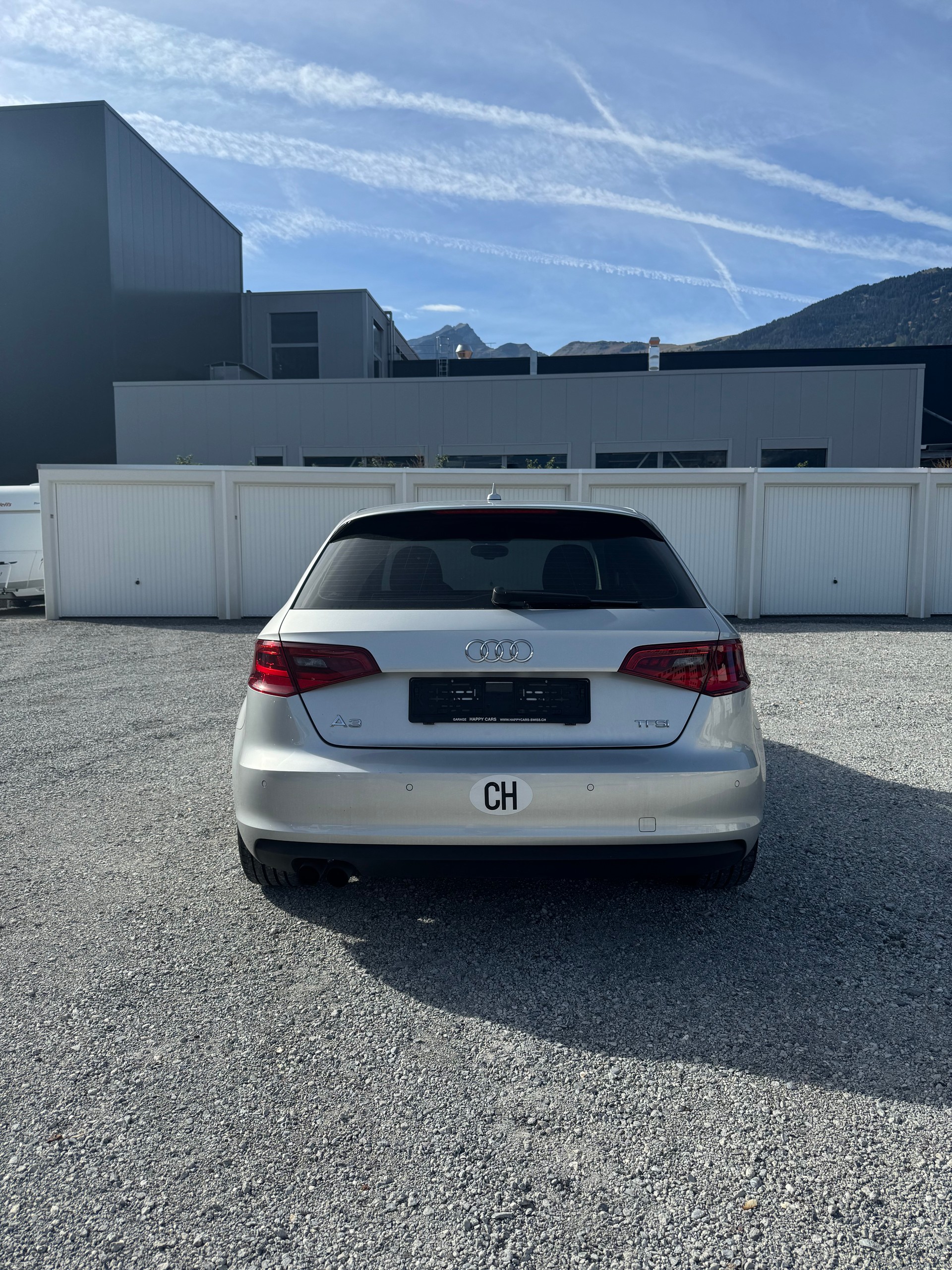 AUDI A3 Sportback 1.4 TFSI Ambiente S-tronic-image-4