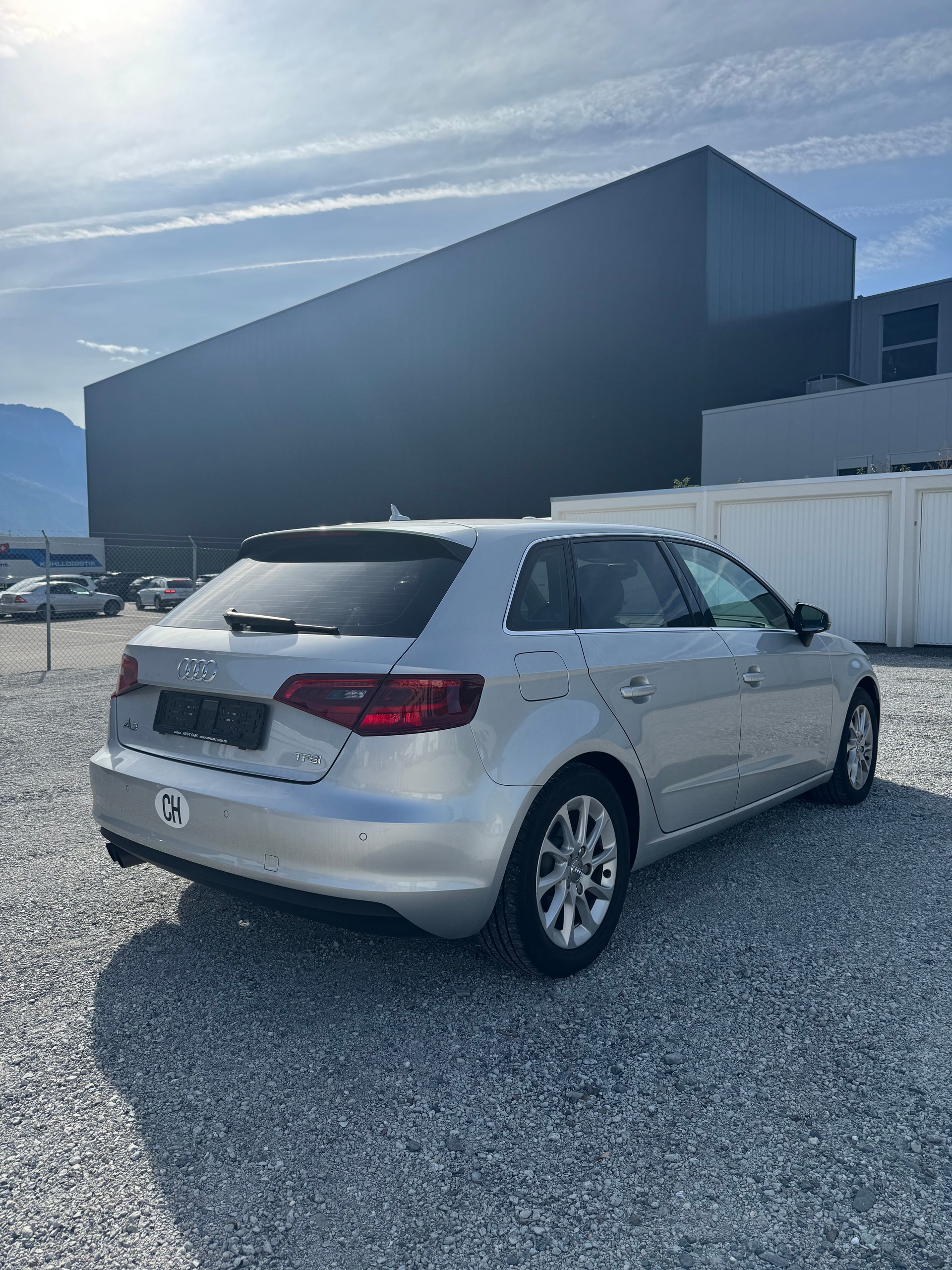 AUDI A3 Sportback 1.4 TFSI Ambiente S-tronic-image-3