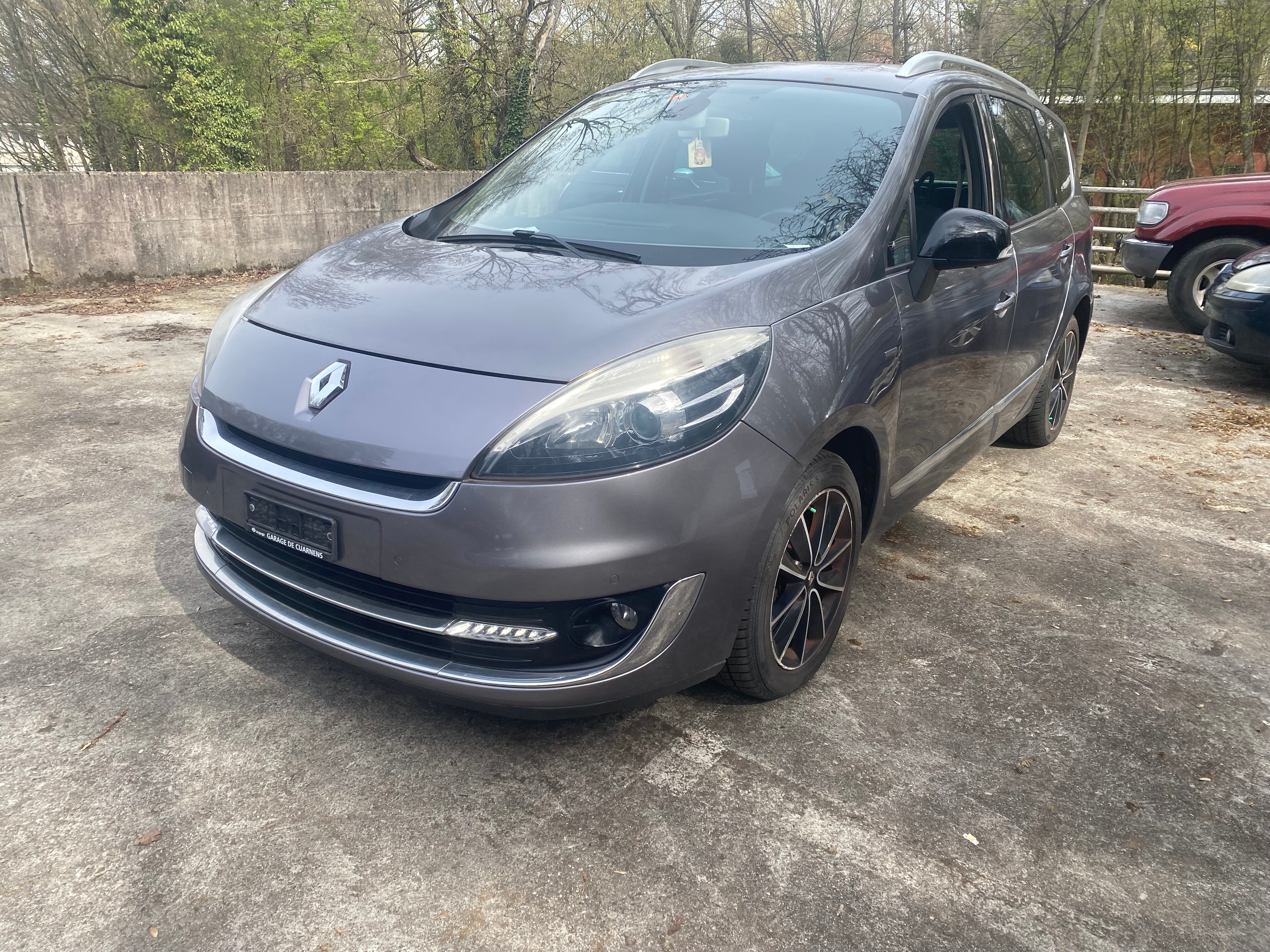 Car photo