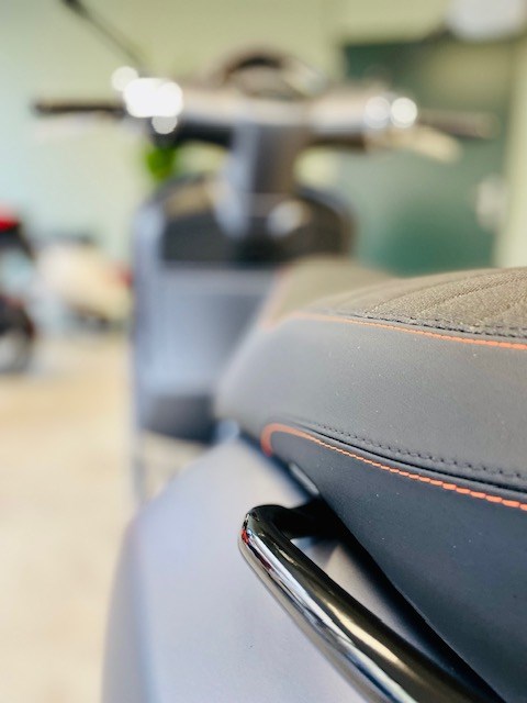 PIAGGIO Vespa GTS 125 Super Sport ABS-image-5