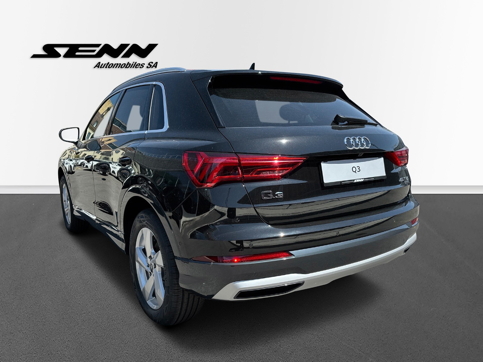 AUDI Q3 Sportback 45 TFSI S line quattro S-tronic-image-2