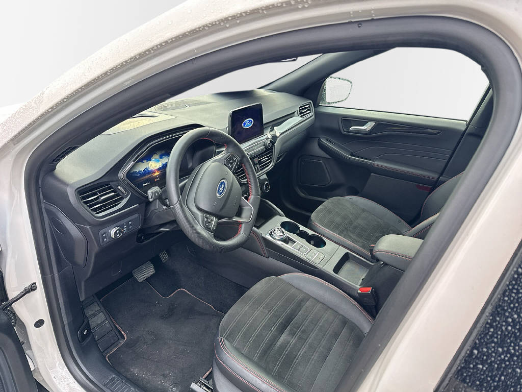 FORD Kuga 2.5 Plug-in Hybrid ST-Line X-image-4
