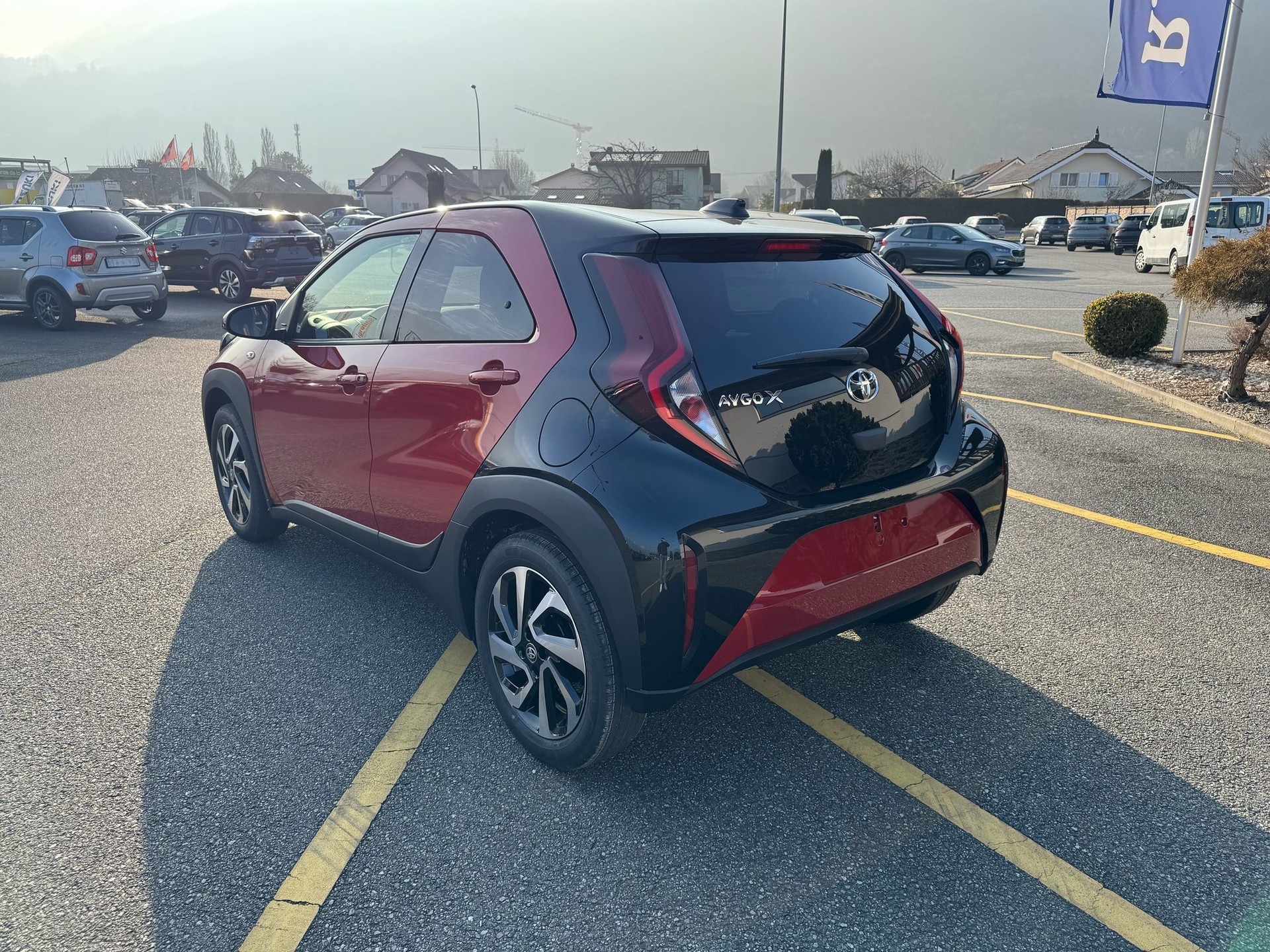 TOYOTA Aygo X 1.0 VVT-i Tr. CVT-image-2