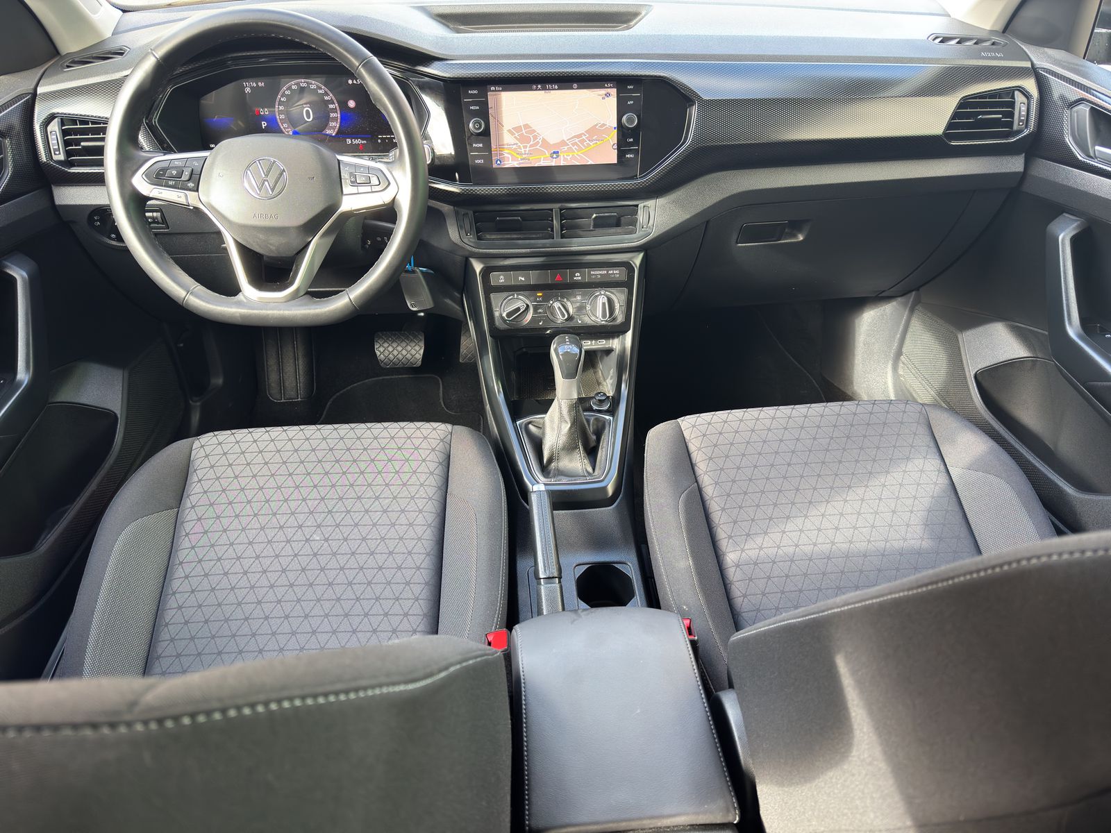 VW T-Cross 1.0 TSI Life DSG-image-5