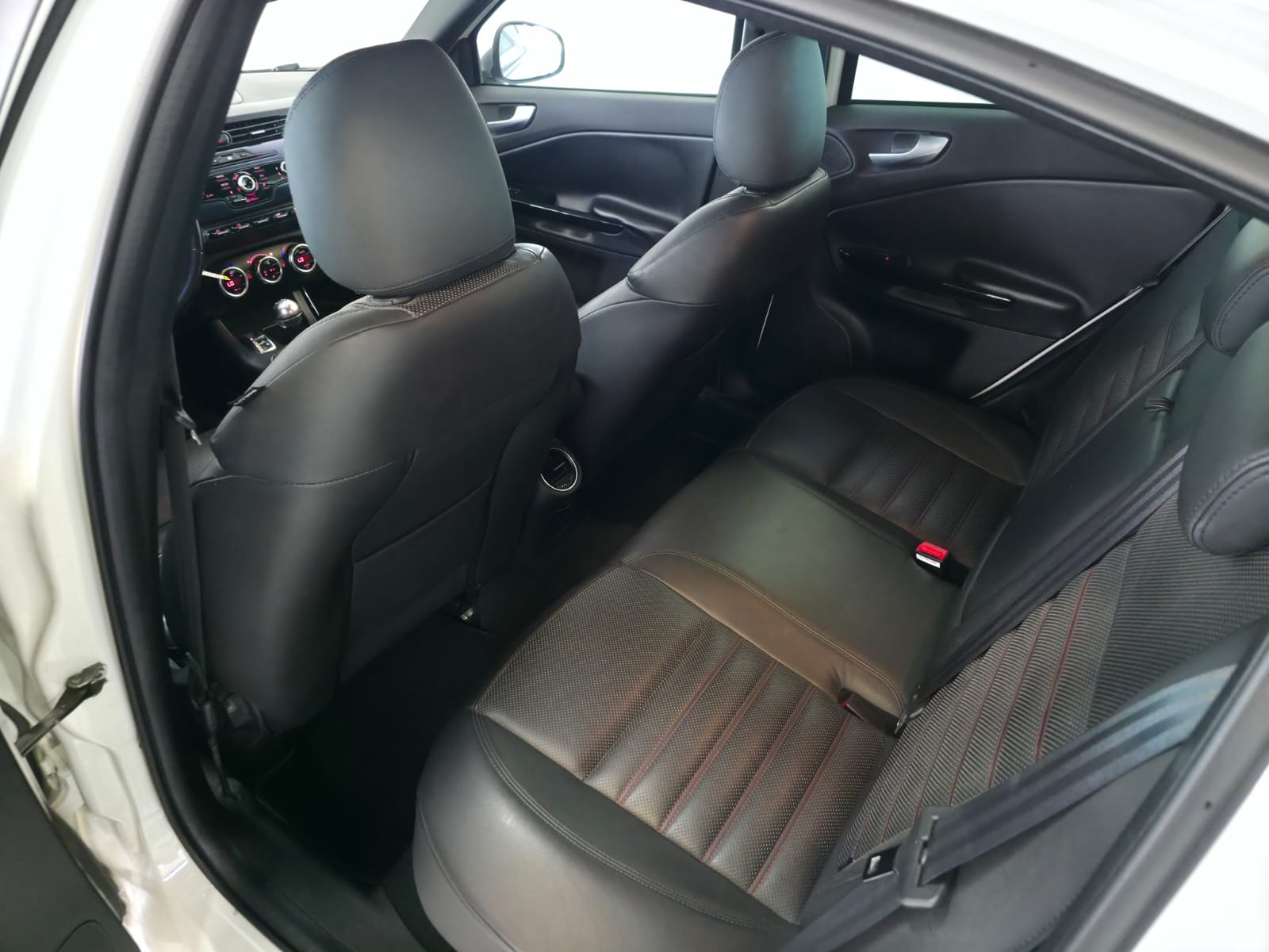 ALFA ROMEO Giulietta 1750 TBi Quadrifoglio Verde-image-20