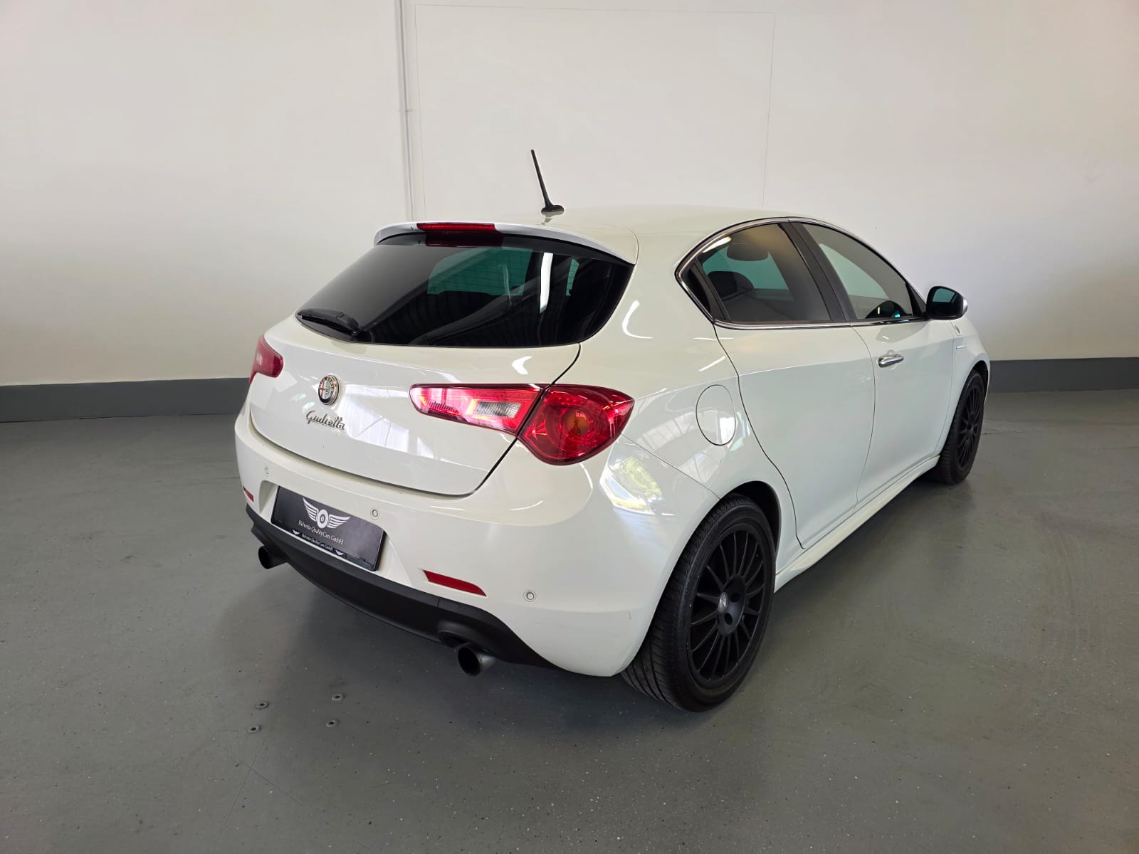 ALFA ROMEO Giulietta 1750 TBi Quadrifoglio Verde-image-9
