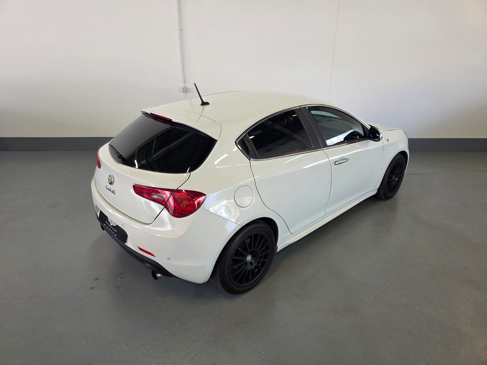 ALFA ROMEO Giulietta 1750 TBi Quadrifoglio Verde-image-6