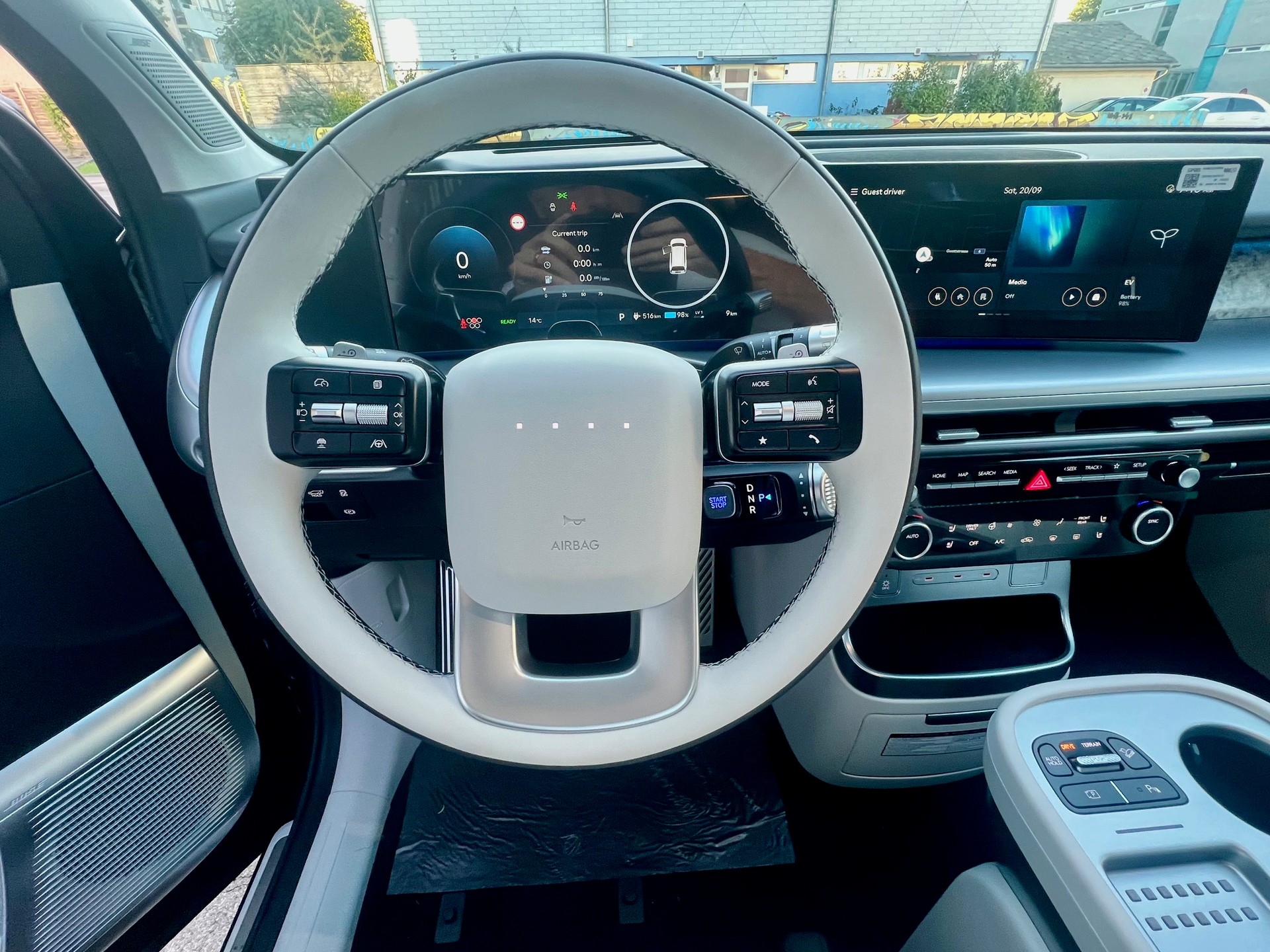 HYUNDAI Ioniq 9 110kWh Vertex Caligraphy 4WD Performance-image-15