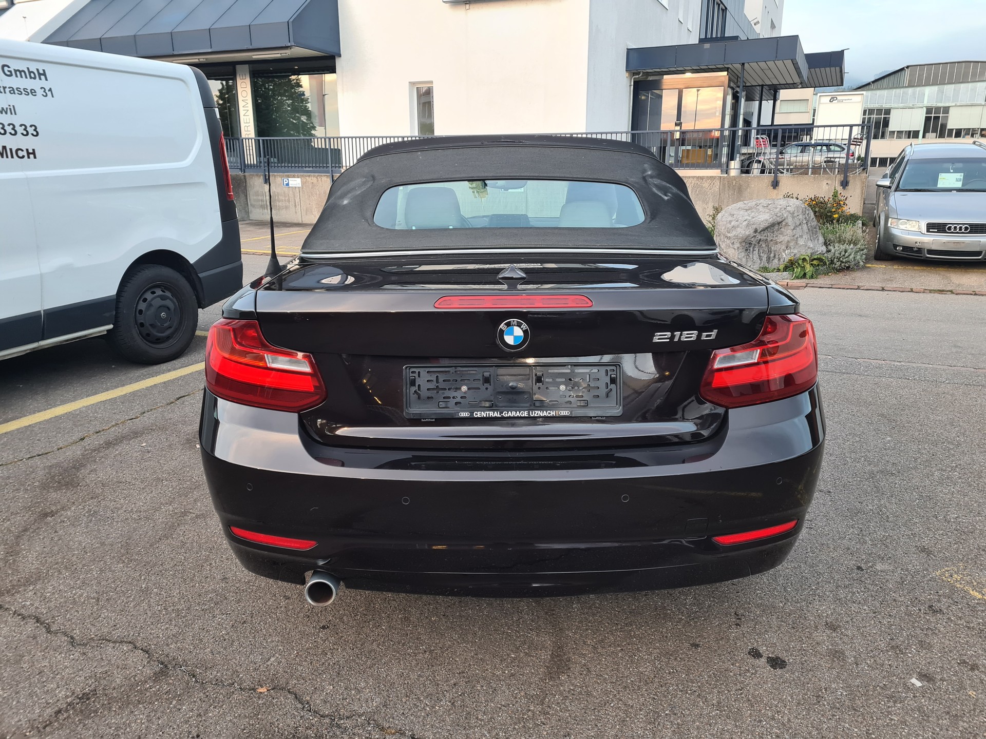 BMW 218d-image-9