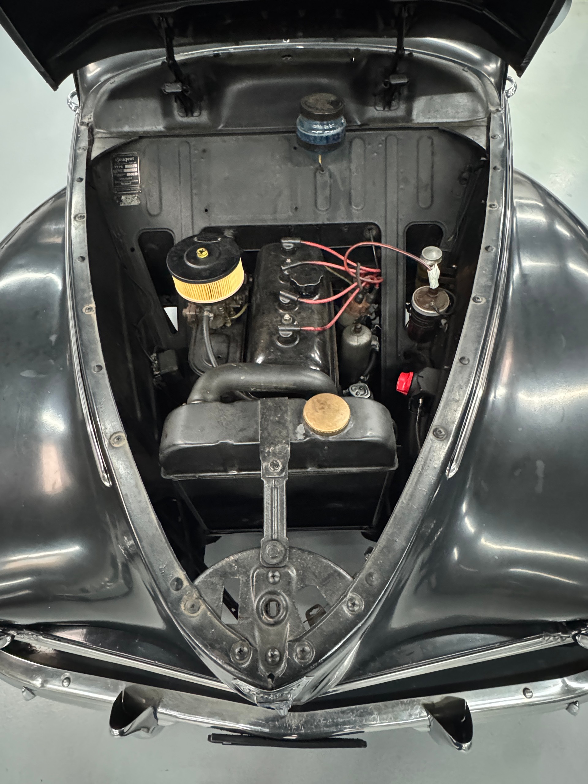 PEUGEOT 203 C Berline-image-13