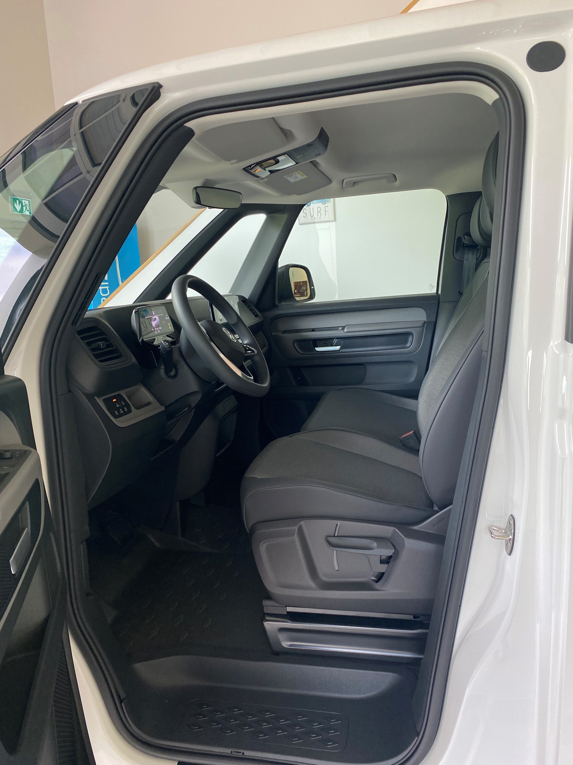 VW ID.Buzz Cargo 204PS 77kWh-image-3