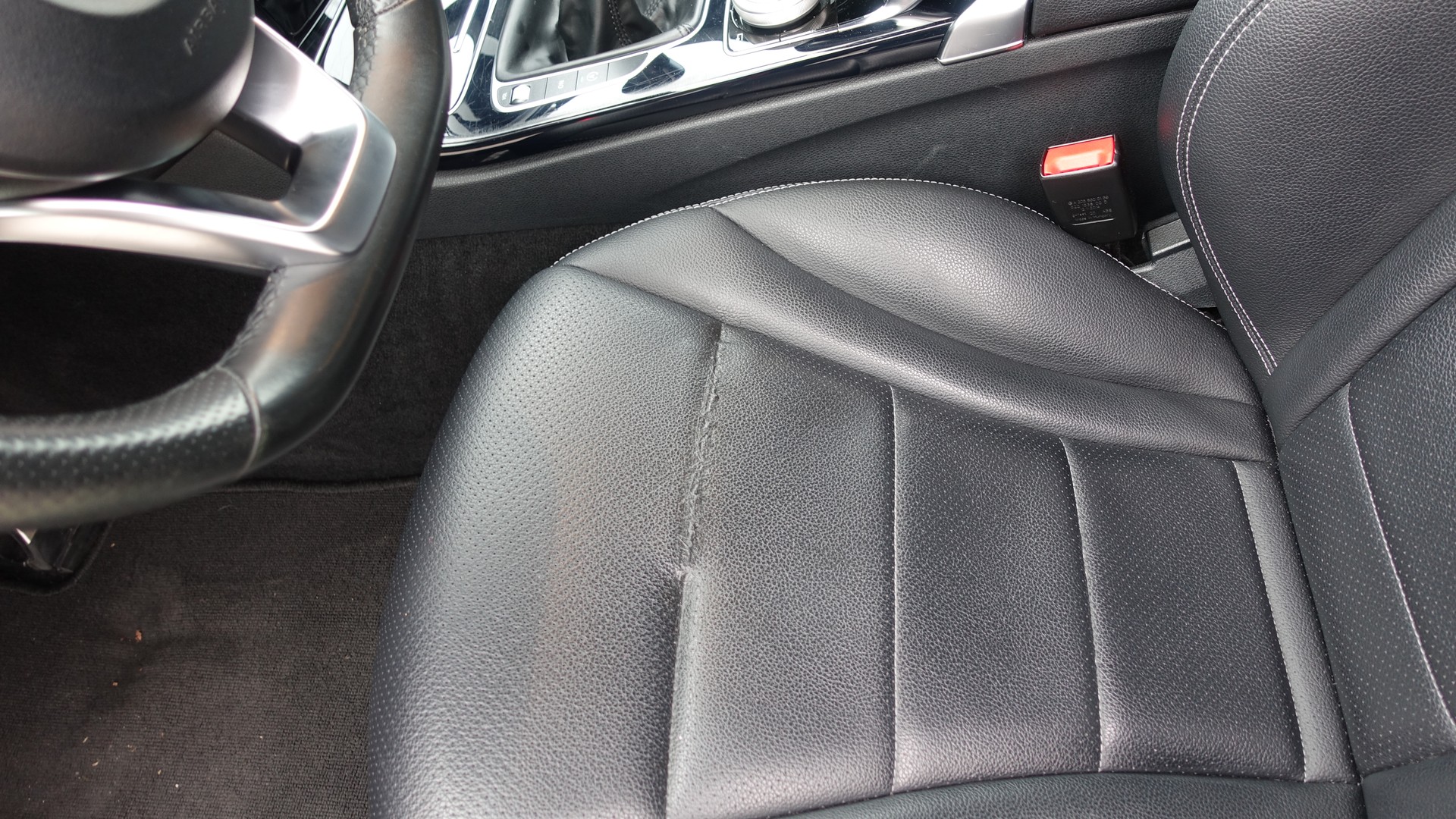 MERCEDES-BENZ C 200 Swiss Star Edition Exclusive-image-13