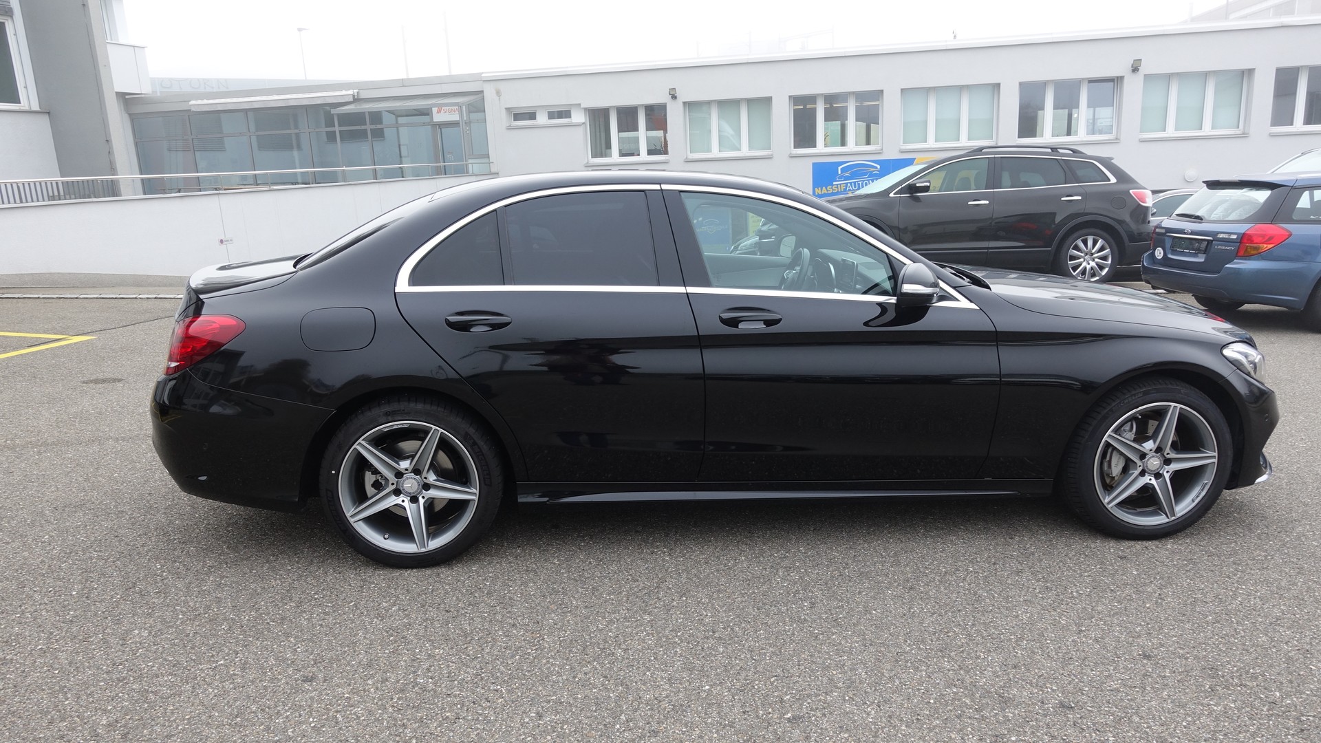 MERCEDES-BENZ C 200 Swiss Star Edition Exclusive-image-2