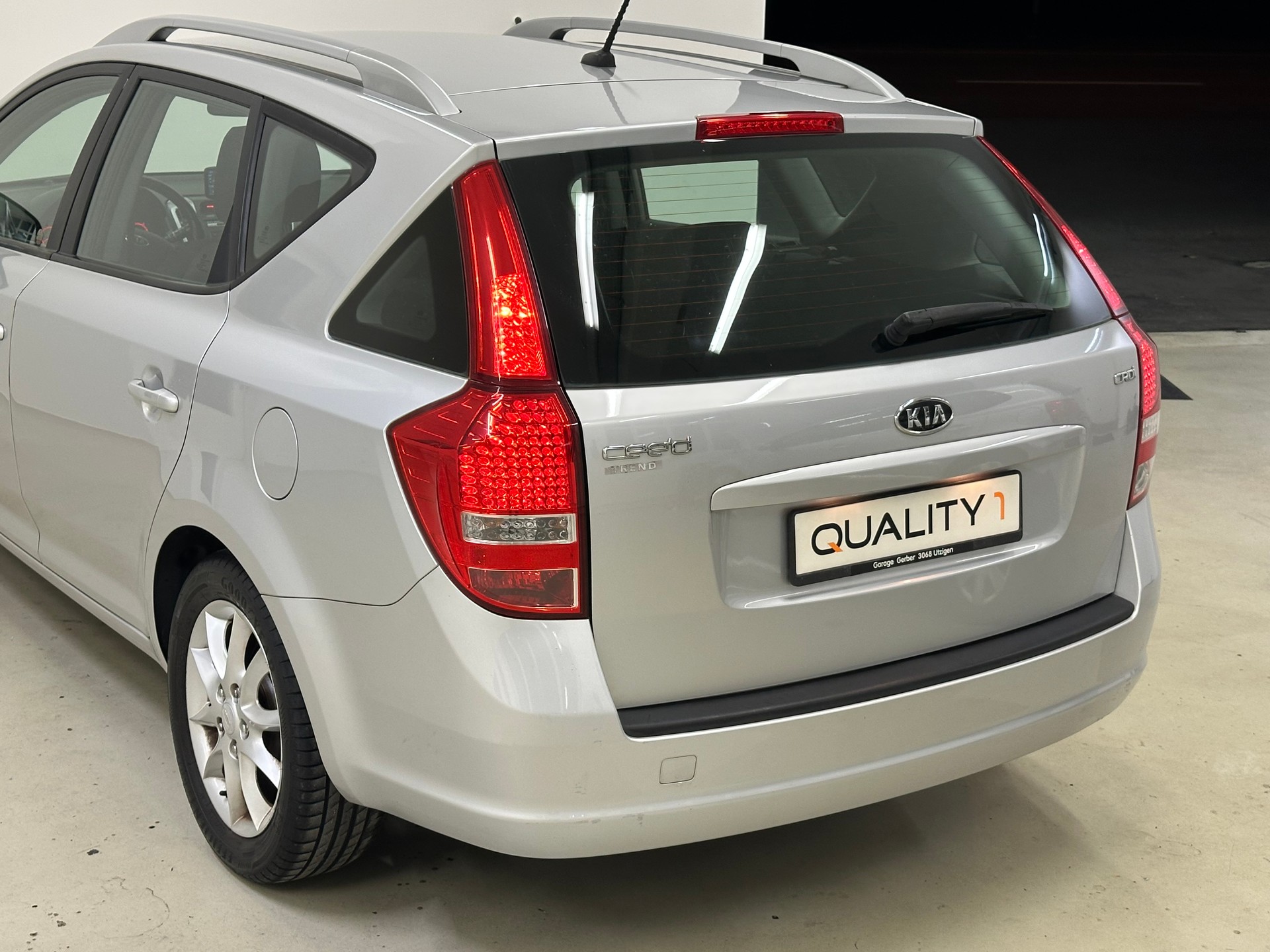 KIA Cee'd Sporty Wagon 1.6 CRDi Trend Automatic-image-8