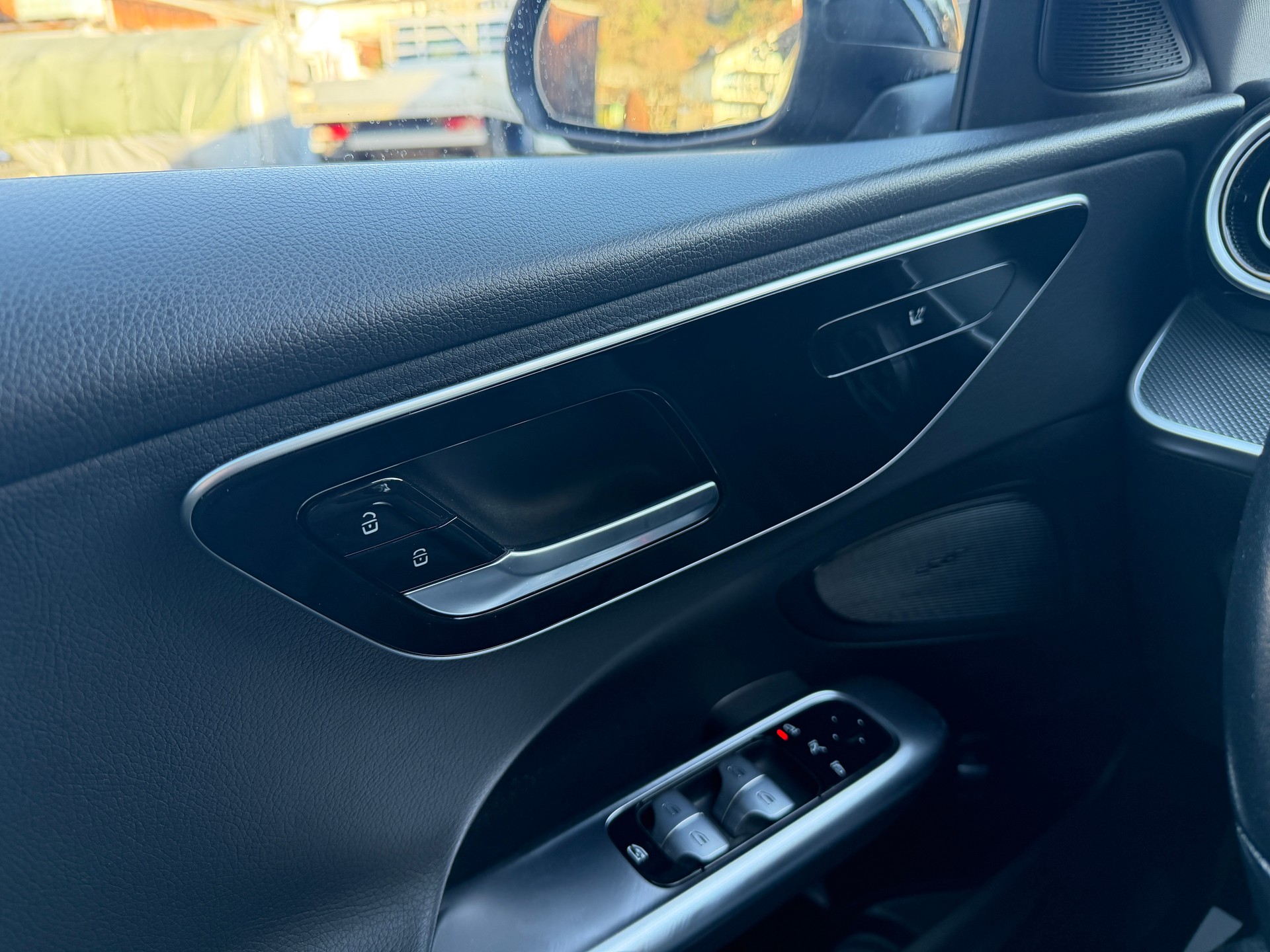 MERCEDES-BENZ C 220 d T 4Matic Swiss Star-image-14