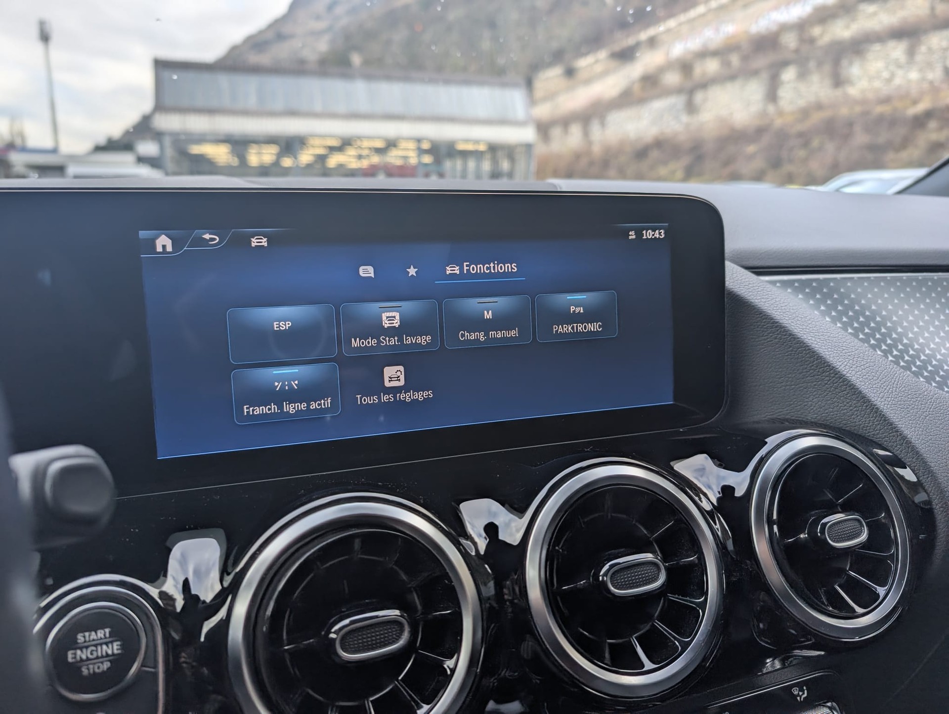 MERCEDES-BENZ B 250 4Matic 8G-DCT-image-16