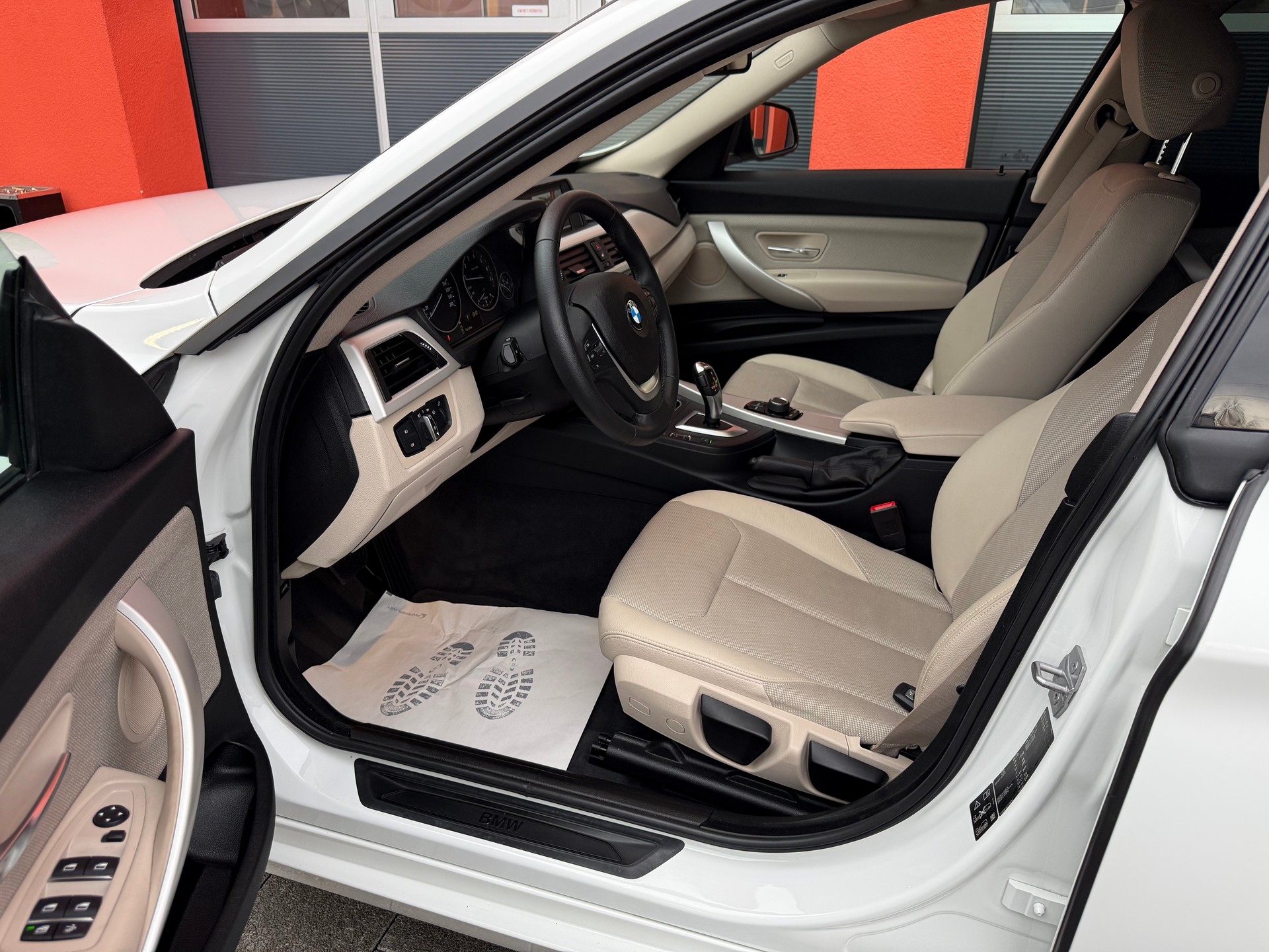 BMW 340i GT xDrive Steptronic-image-9
