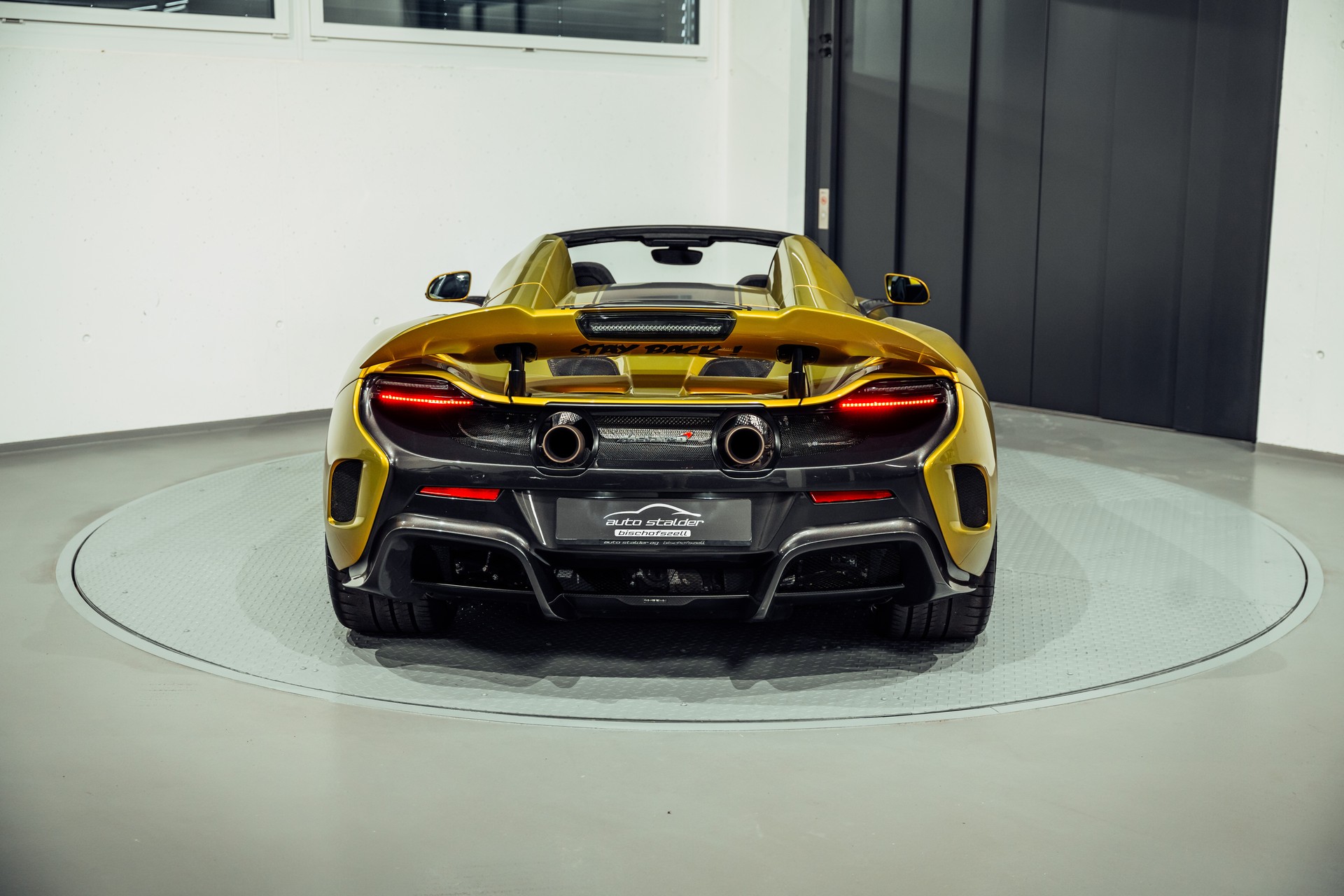 McLAREN 675LT Spider 3.8 V8 SSG-image-8