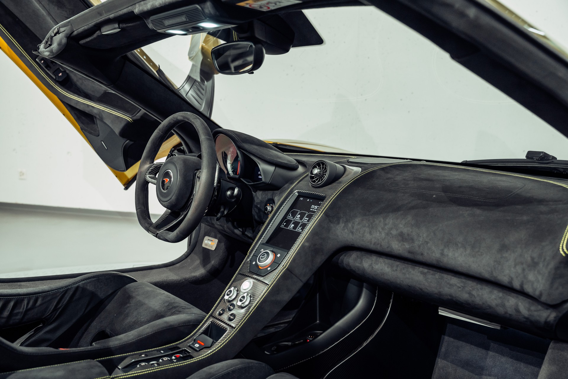 McLAREN 675LT Spider 3.8 V8 SSG-image-23