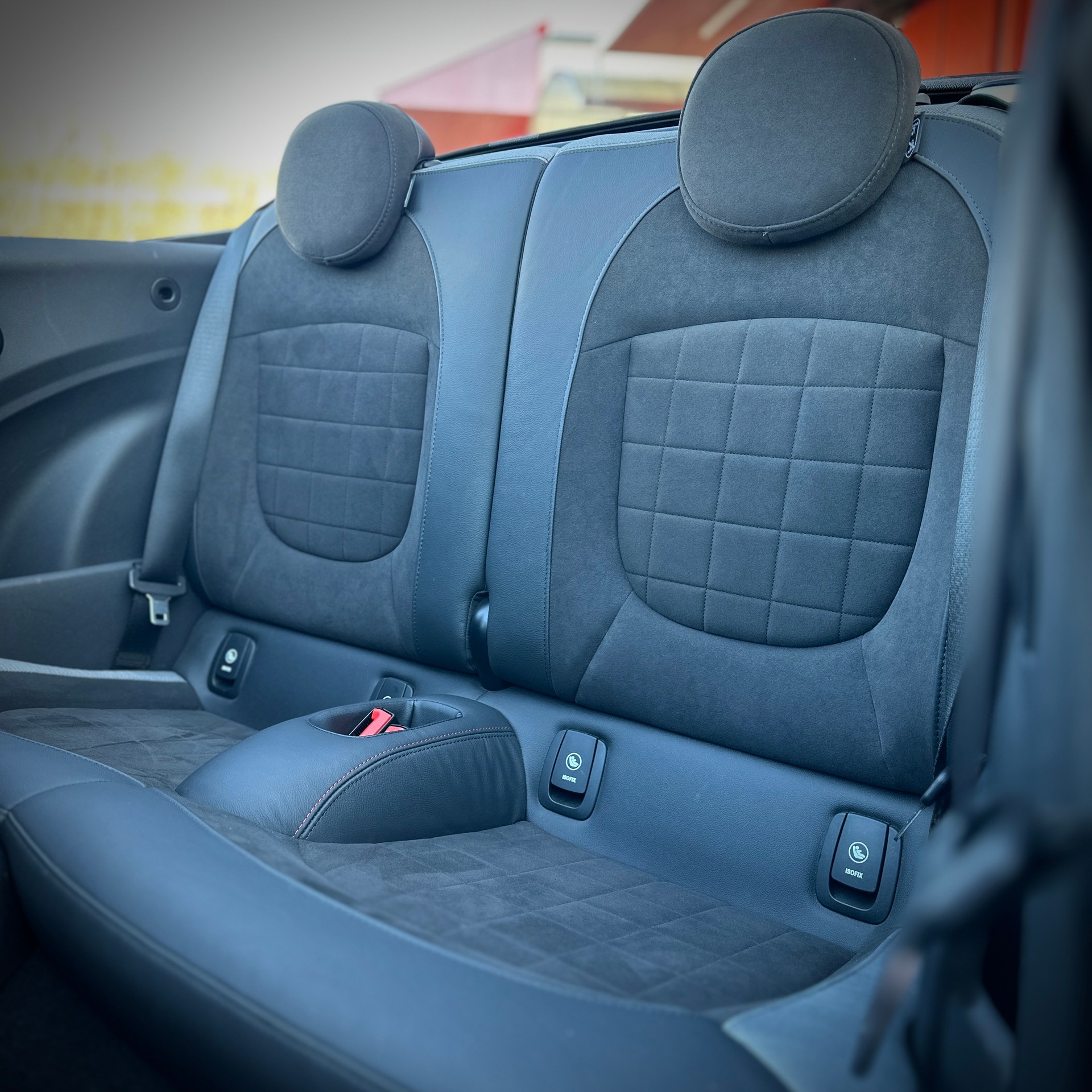 MINI Cooper John Cooper Works Cabriolet Steptronic-image-7