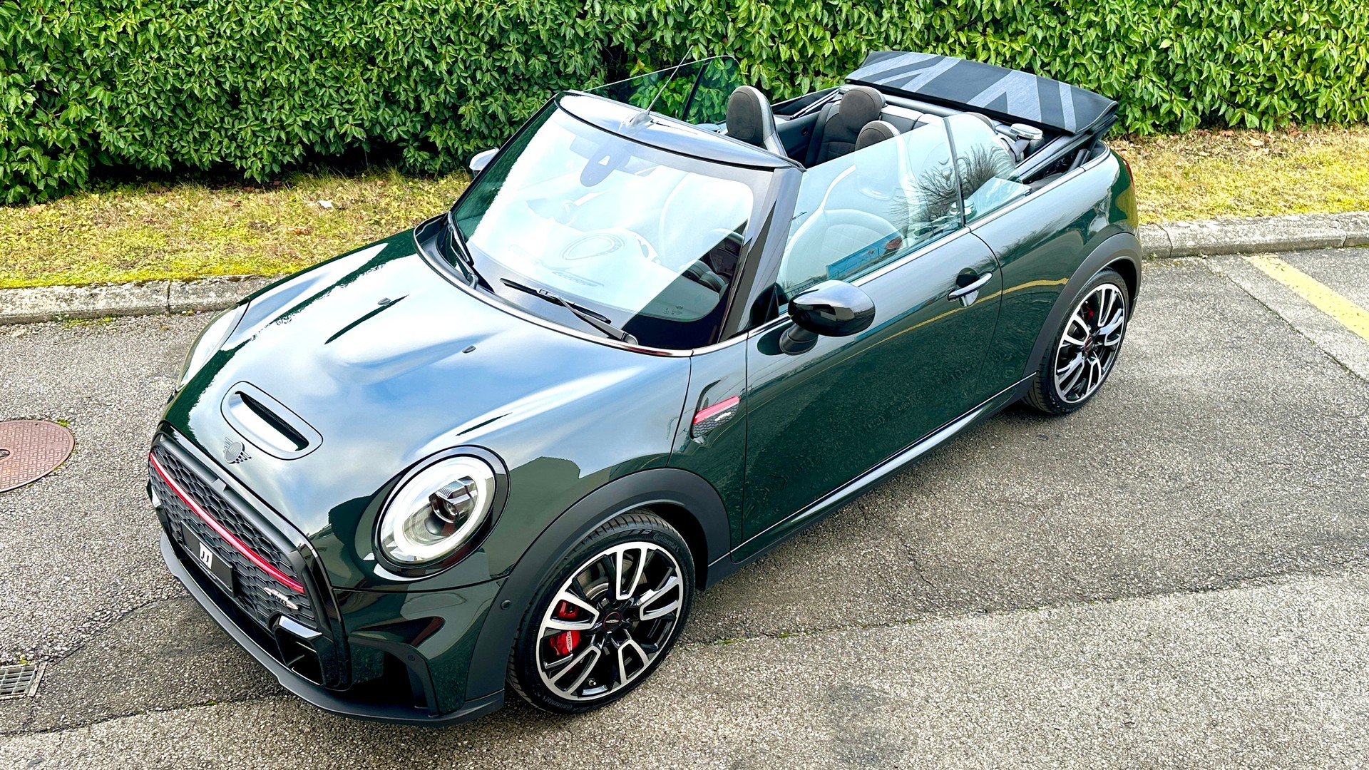 MINI Cooper John Cooper Works Cabriolet Steptronic-image-12