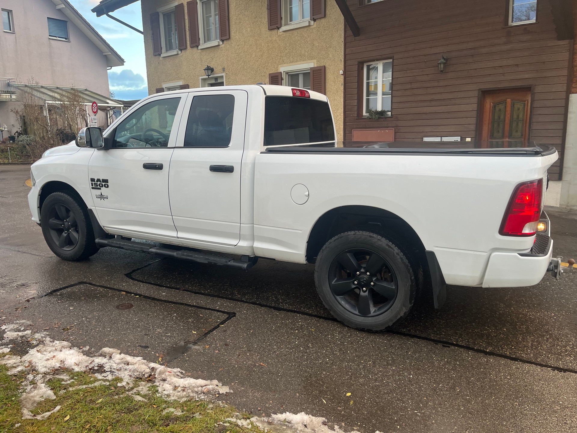 DODGE RAM 1500-image-4