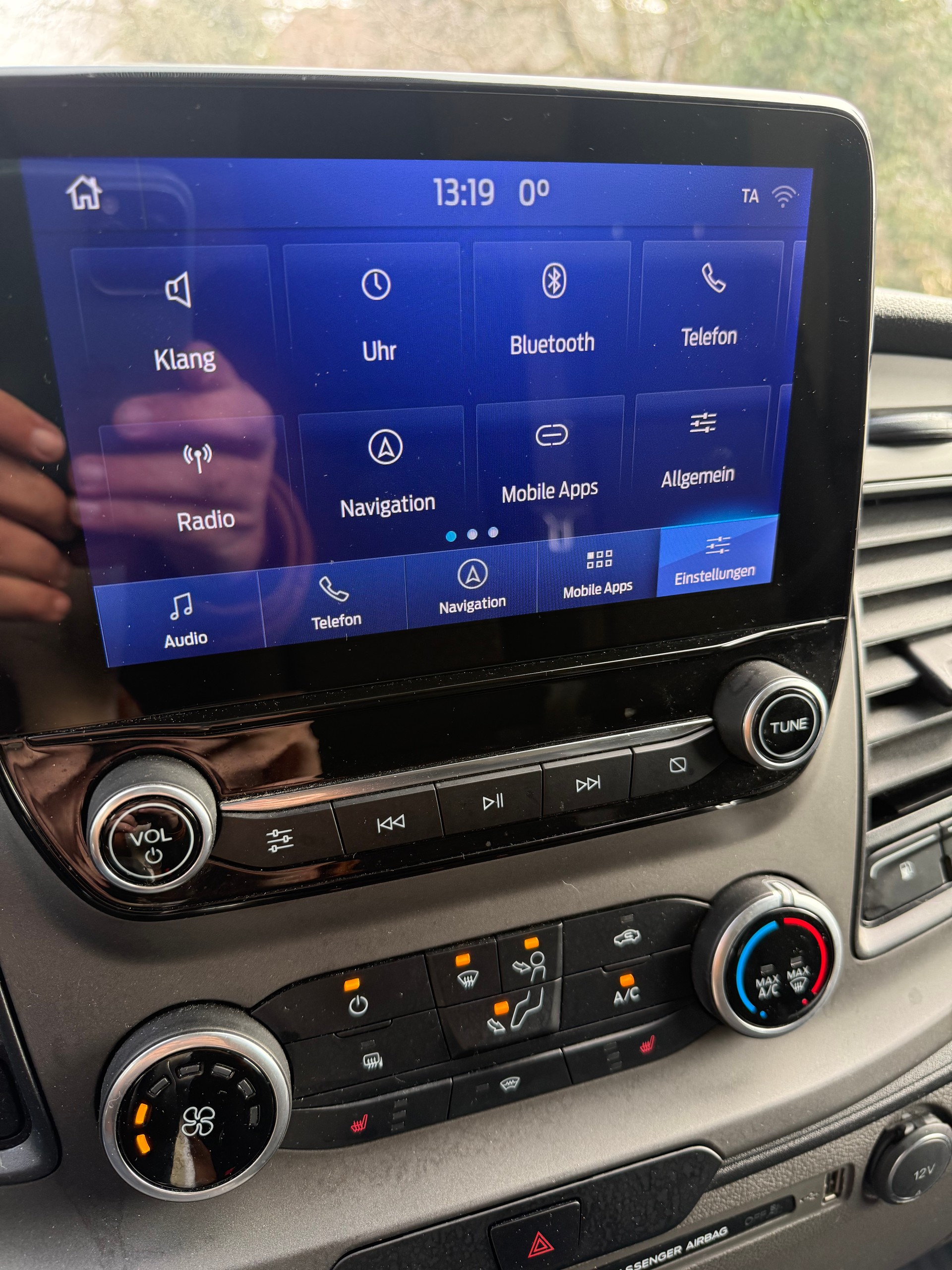 FORD Transit Custom Van 1.0 Eco Boost 340 L1H1 Trend PHEV-image-6